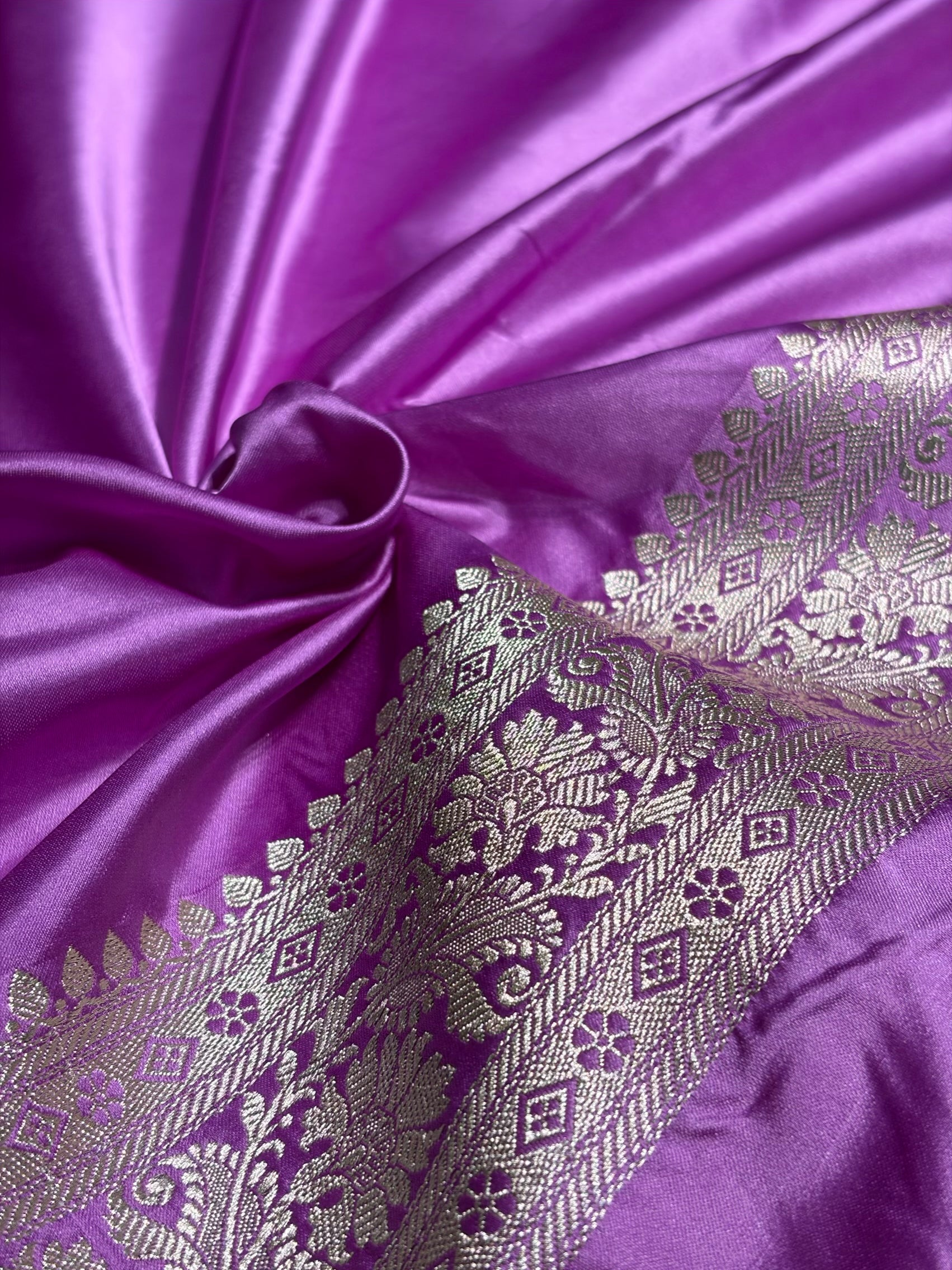 Lavender Plain Mashru Silk Saree MS22