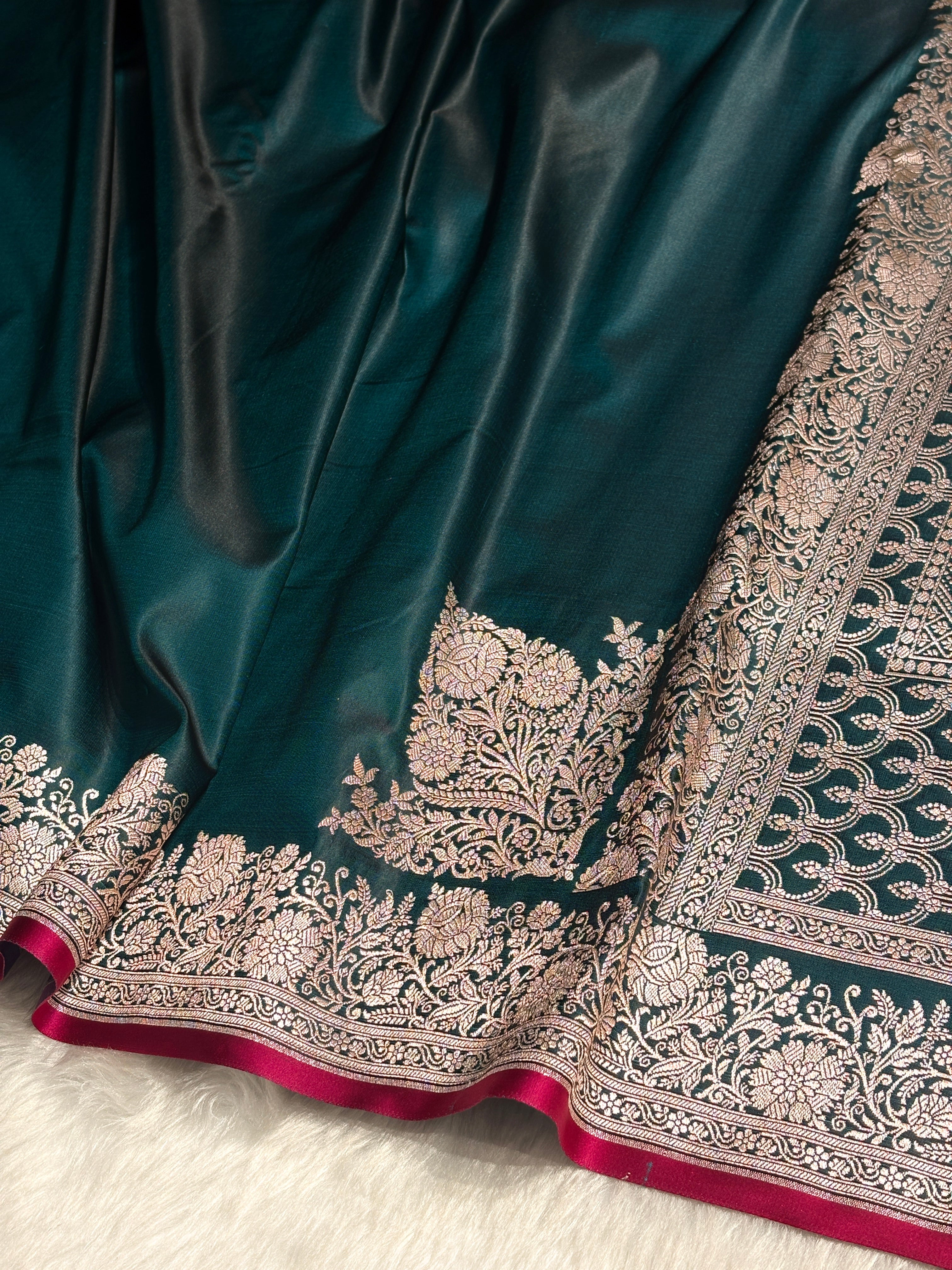 Dark Peacock Shades Floral Border Mashru Silk Saree