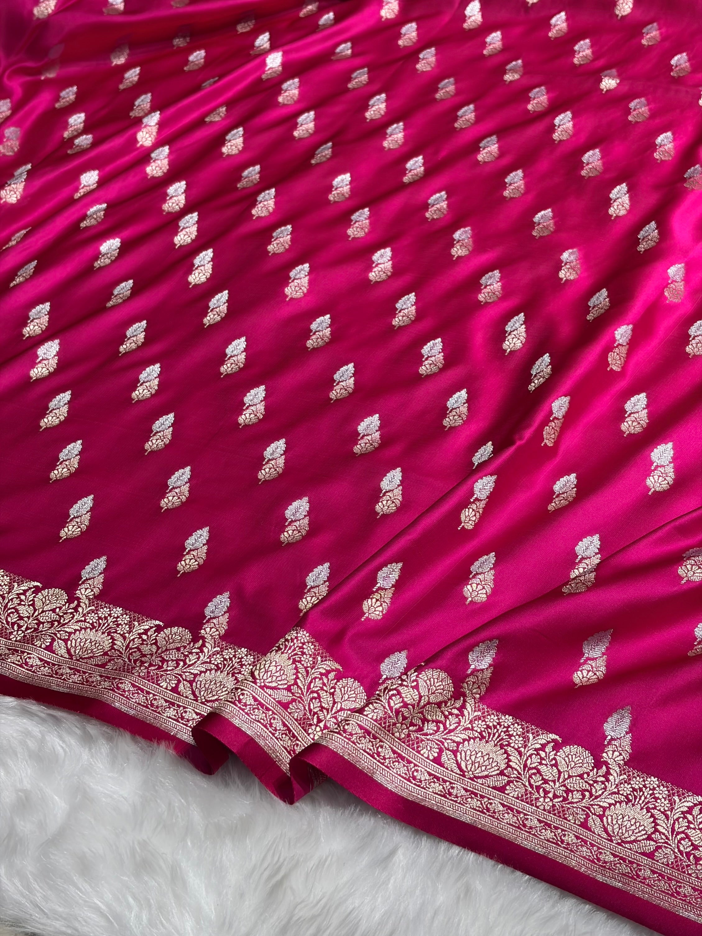 Rani Shades Floral Booti Mashru Silk Saree MSM-69