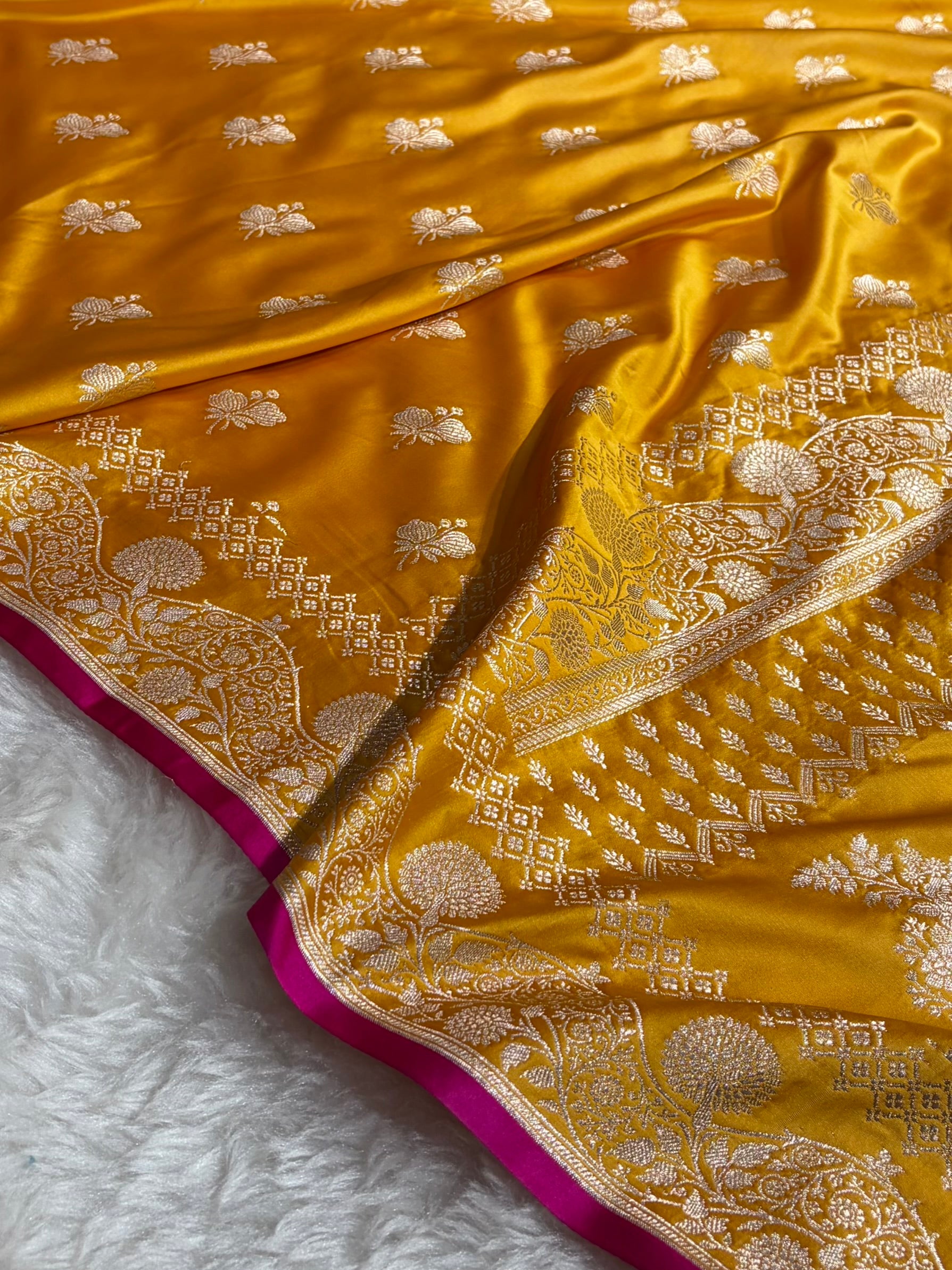 Orange Shades Banarasi Boota Pattern Floral Mashru Silk Saree MSM-115