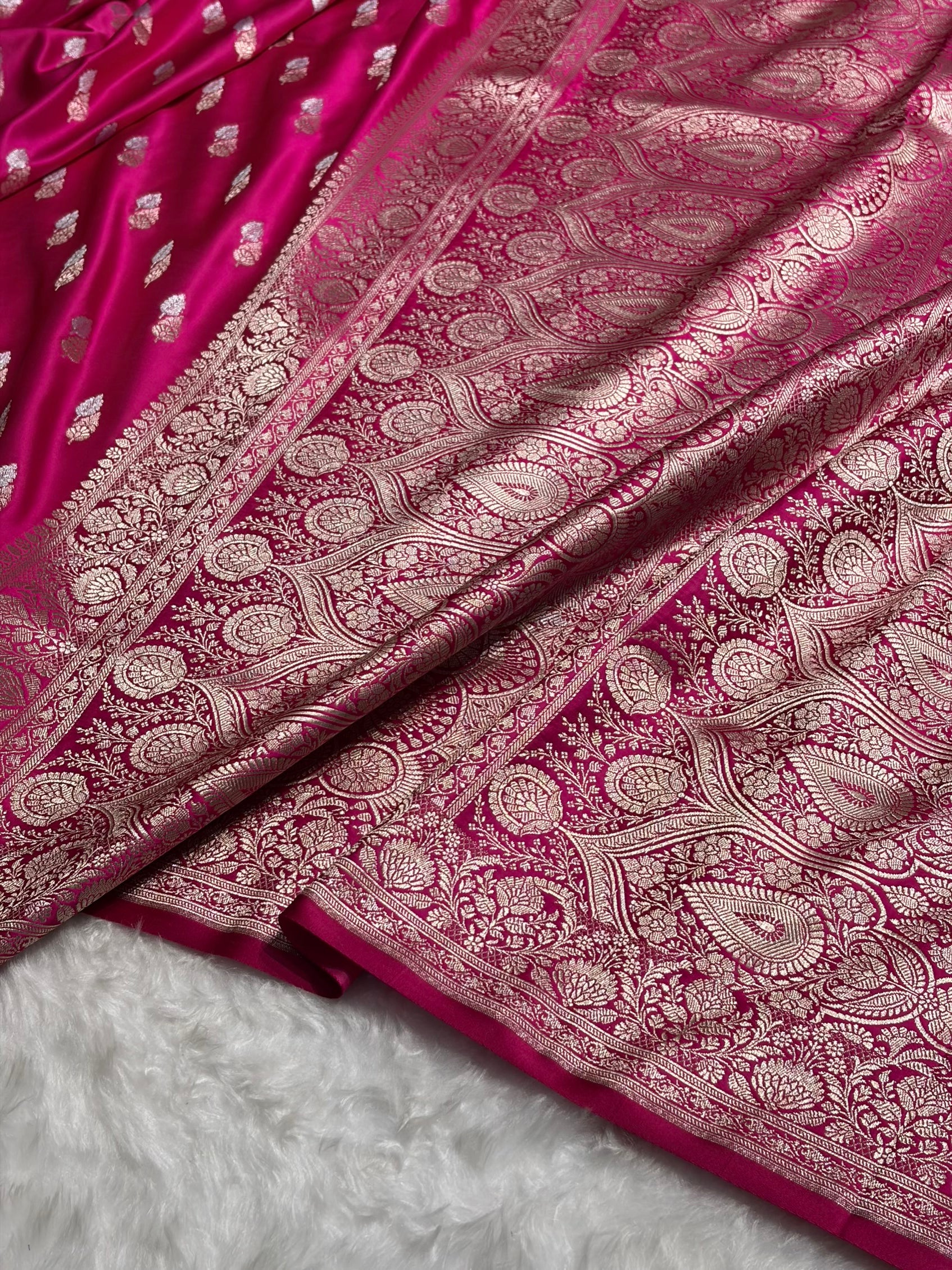 Rani Shades Floral Booti Mashru Silk Saree MSM-69