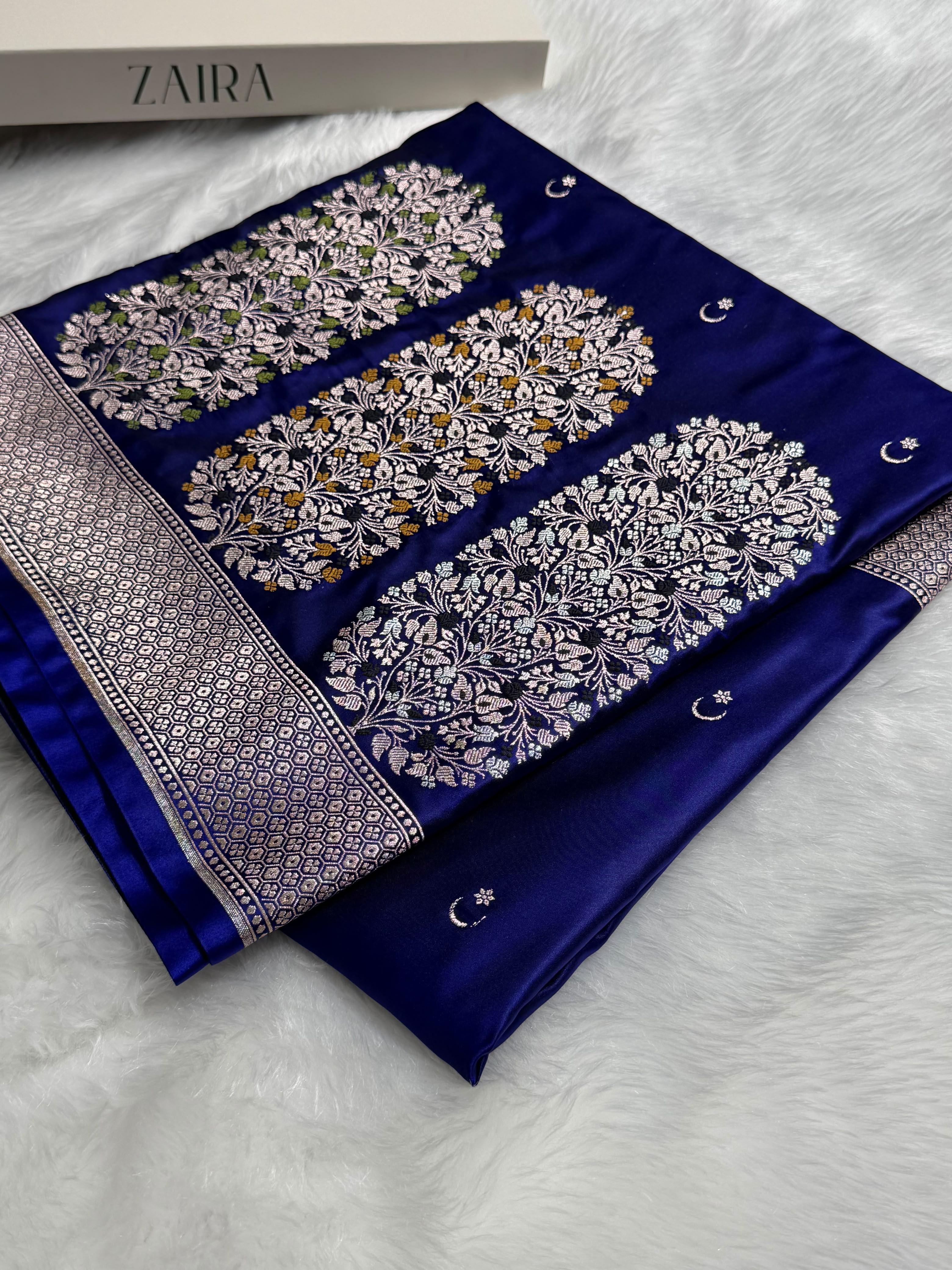 Royal Blue Shades Banarasi With Floral Minakari Pattern Mashru Silk Saree MSM-131