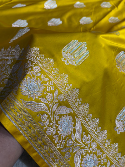 Mustard Gold Shades Banarasi Boota Pattern Minakari Floral Mashru Silk Saree MSM-122