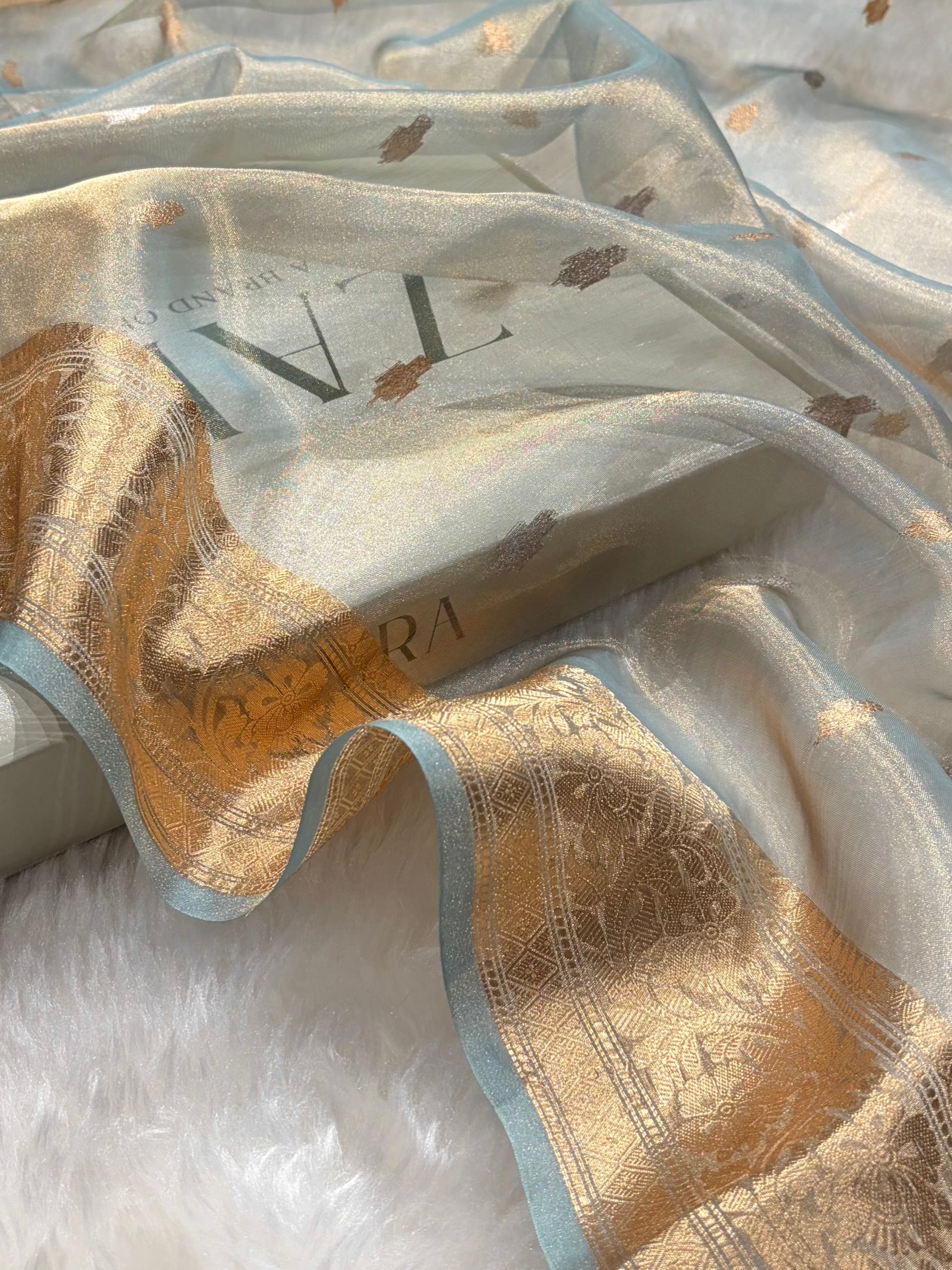 Sea Green Bananasi Floral Shades Pure Tissue Silk Saree PT-52