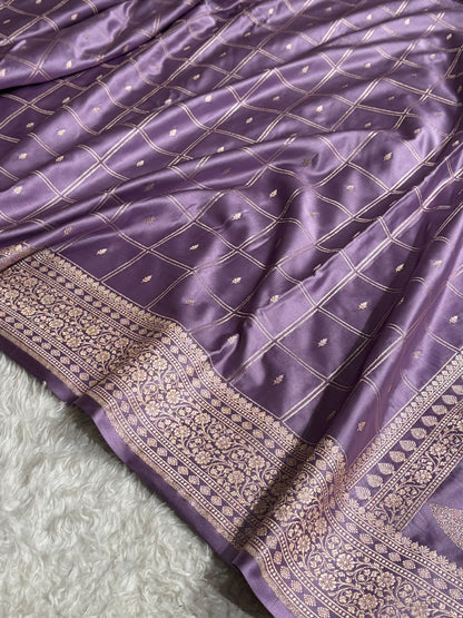 Lavender Shades Banarasi With Floral Border Mashru Silk Saree MSM-124