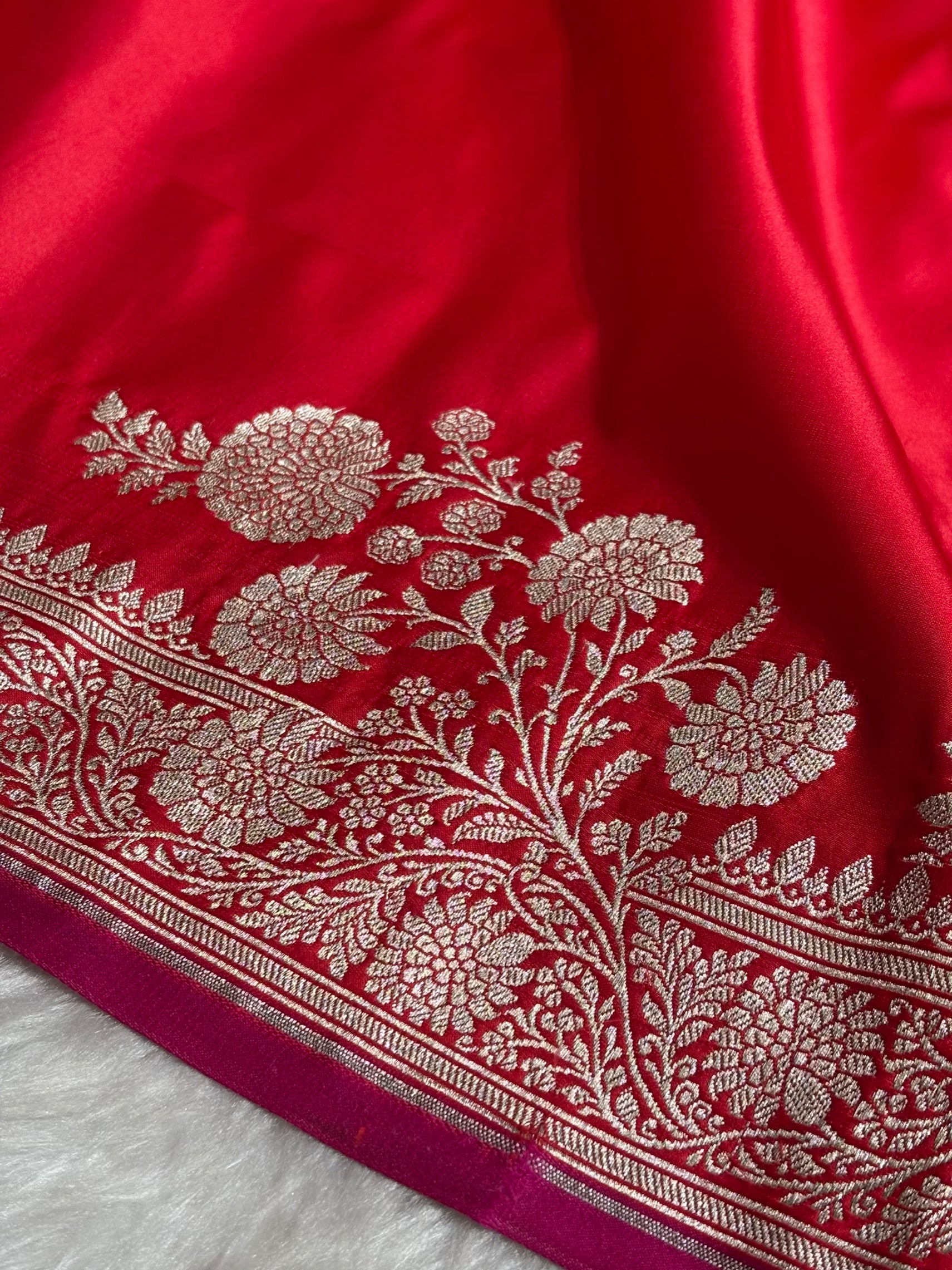 Red Shades Floral Border Mashru Silk Saree MSM-62