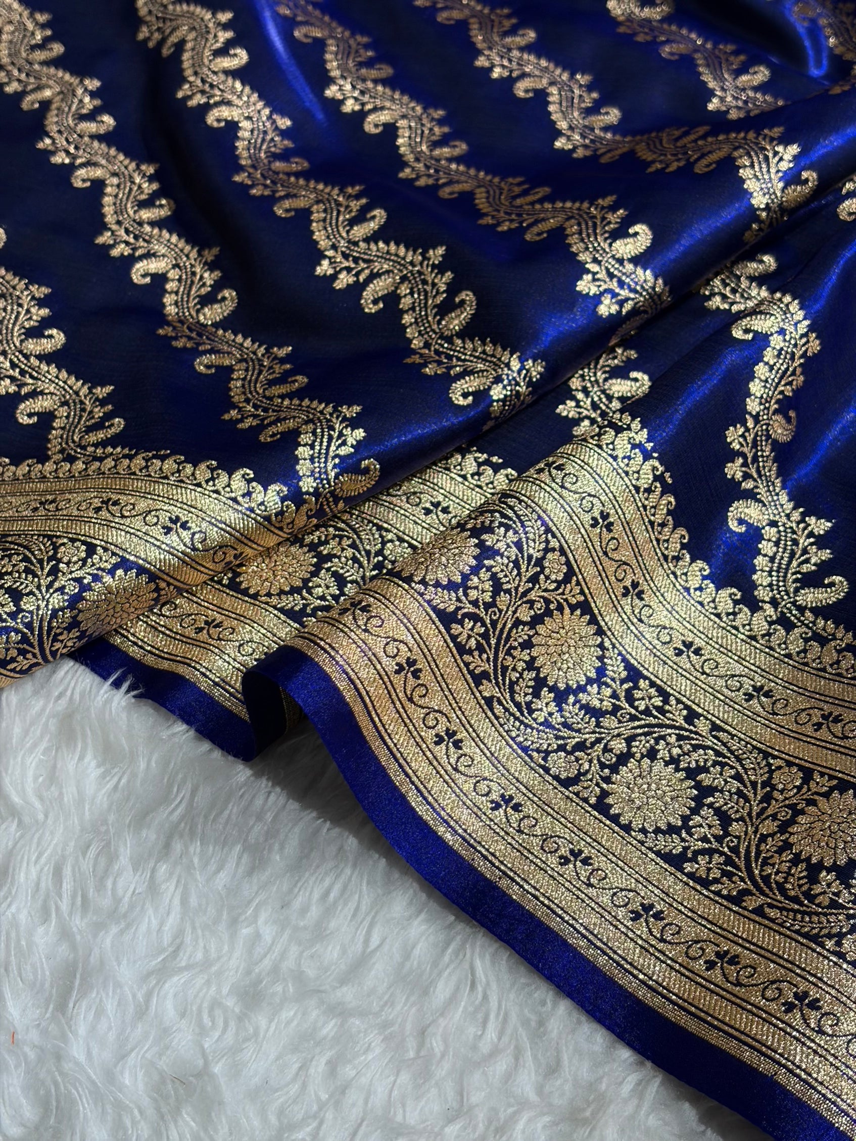 Royal Blue Shades Cross Pattern Banarasi Satin Silk Saree SS39