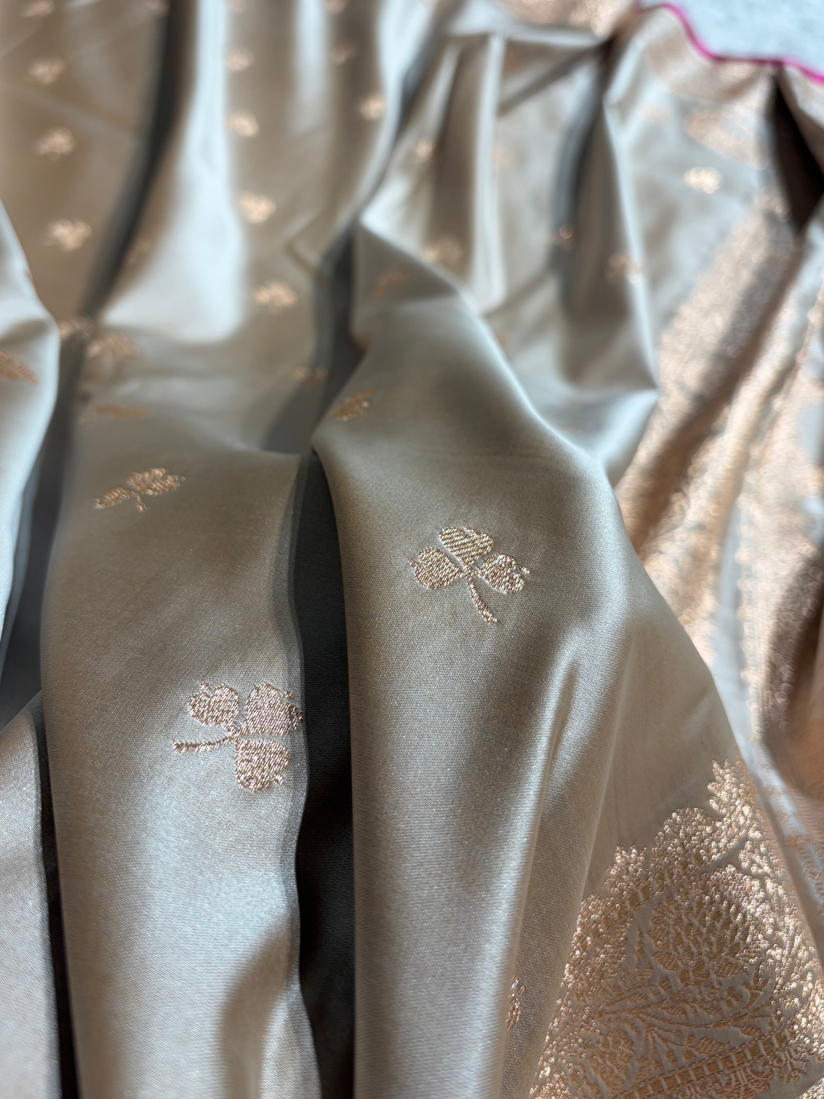 Beige Booti Katan Silk Saree SK09
