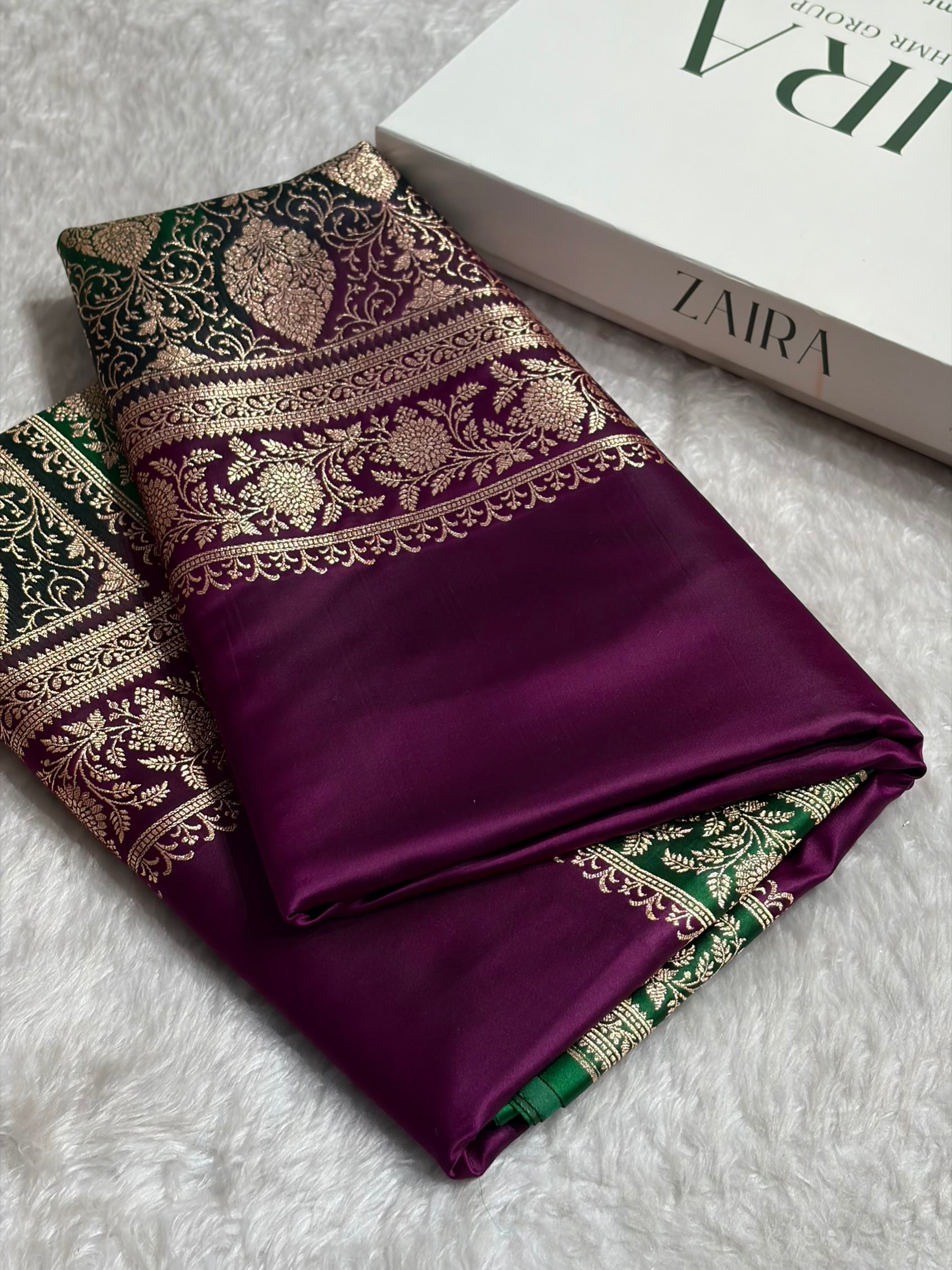 Banarasi Satin Katan Saree Floral Booti Pattern in Contrast Wine / Bottle Green Shades SK149