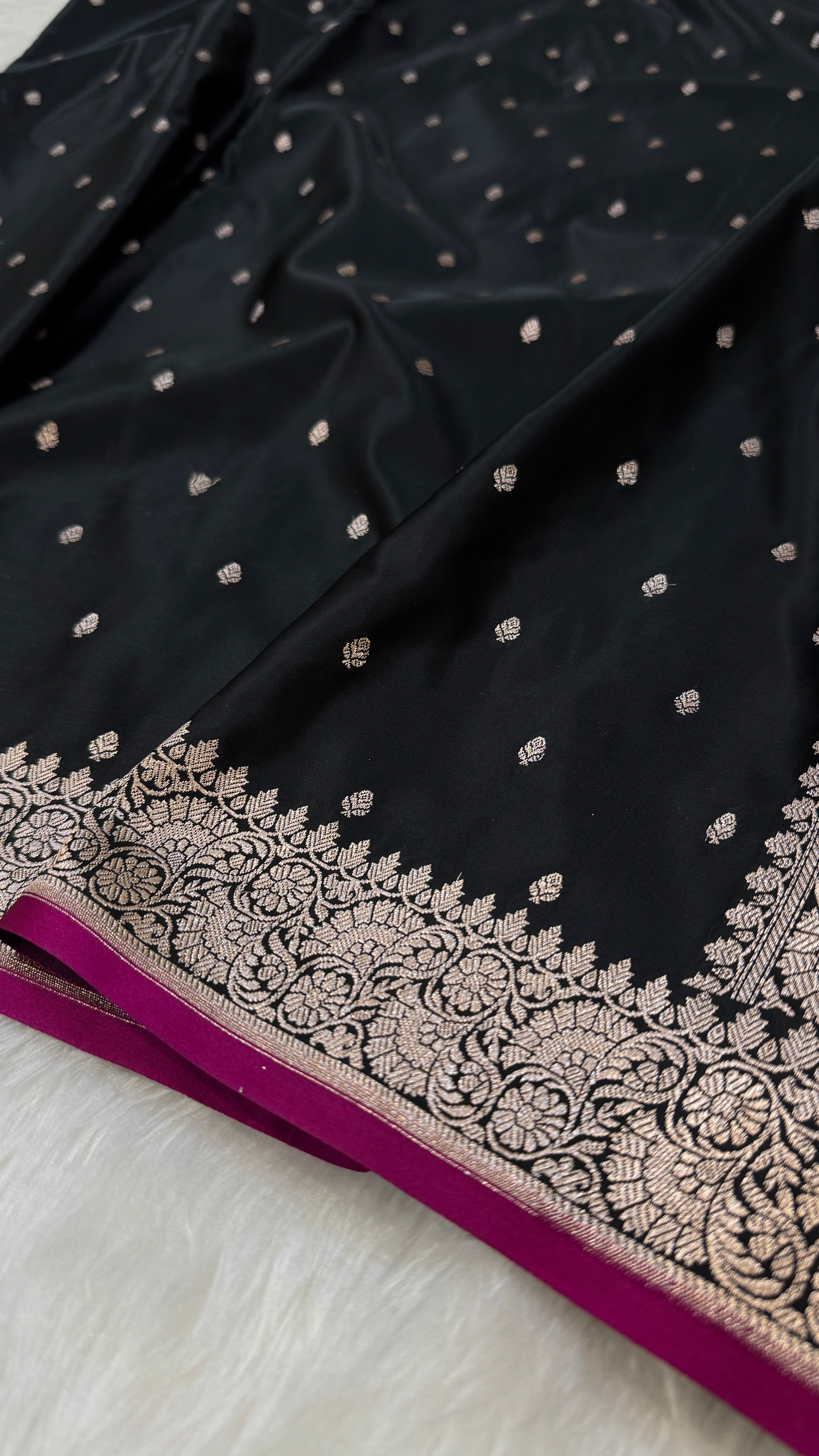 Black Mashru Silk Saree With Booti Motifs