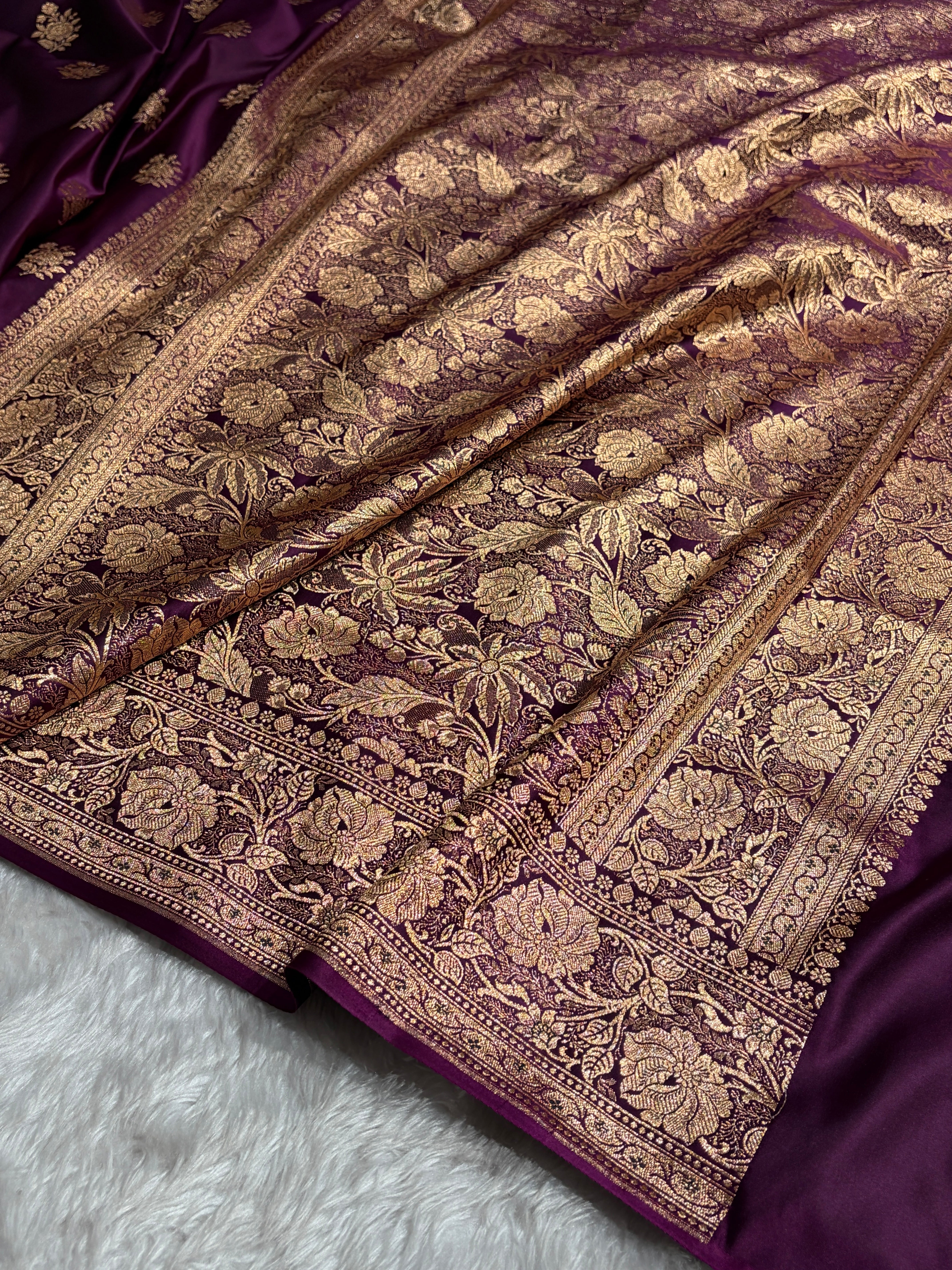Banarasi Satin Katan Saree Booti Pattern in Wine Shades SK138