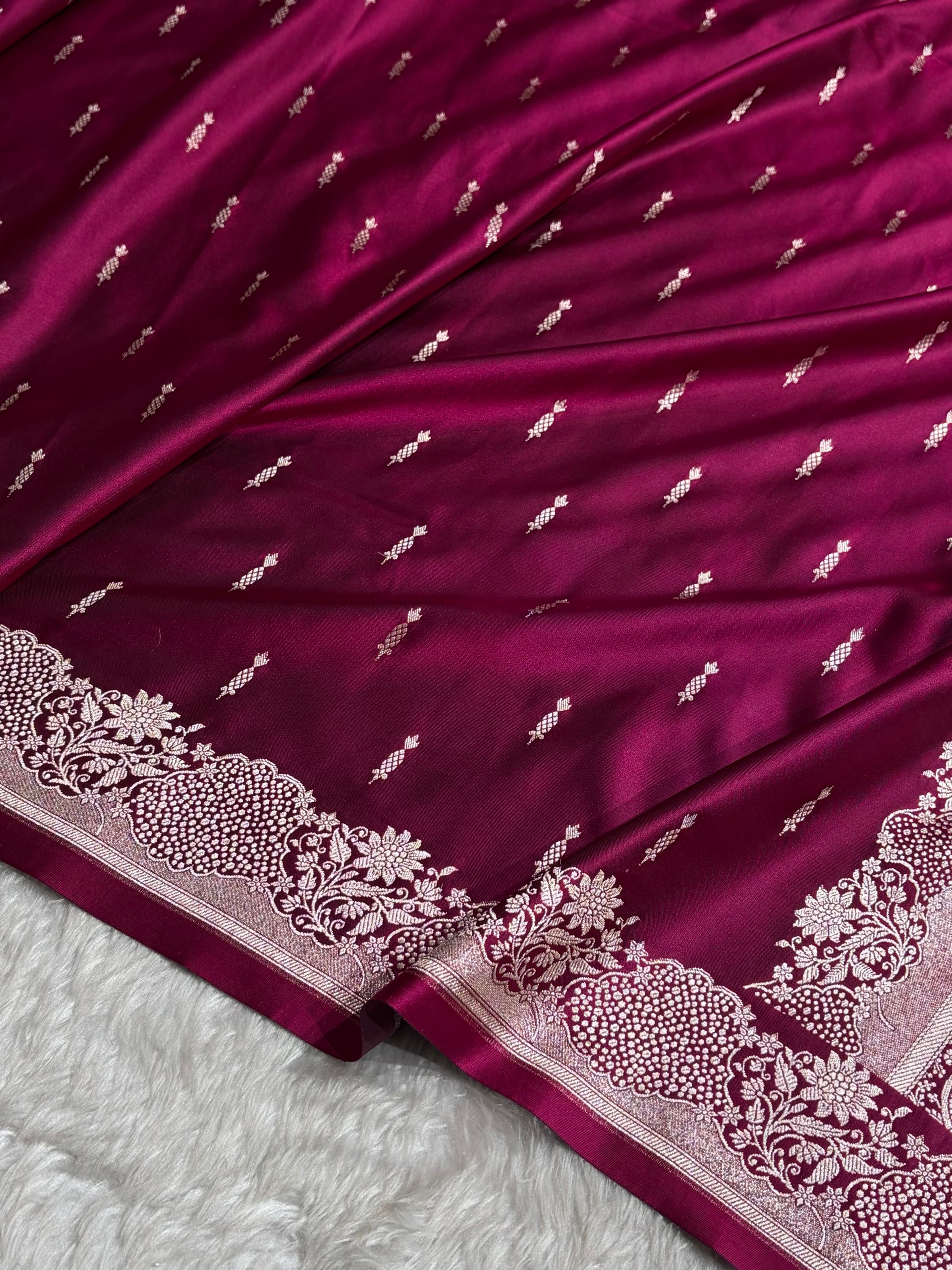 Wine Shade With Booti Pattern Mashru Silk Saree