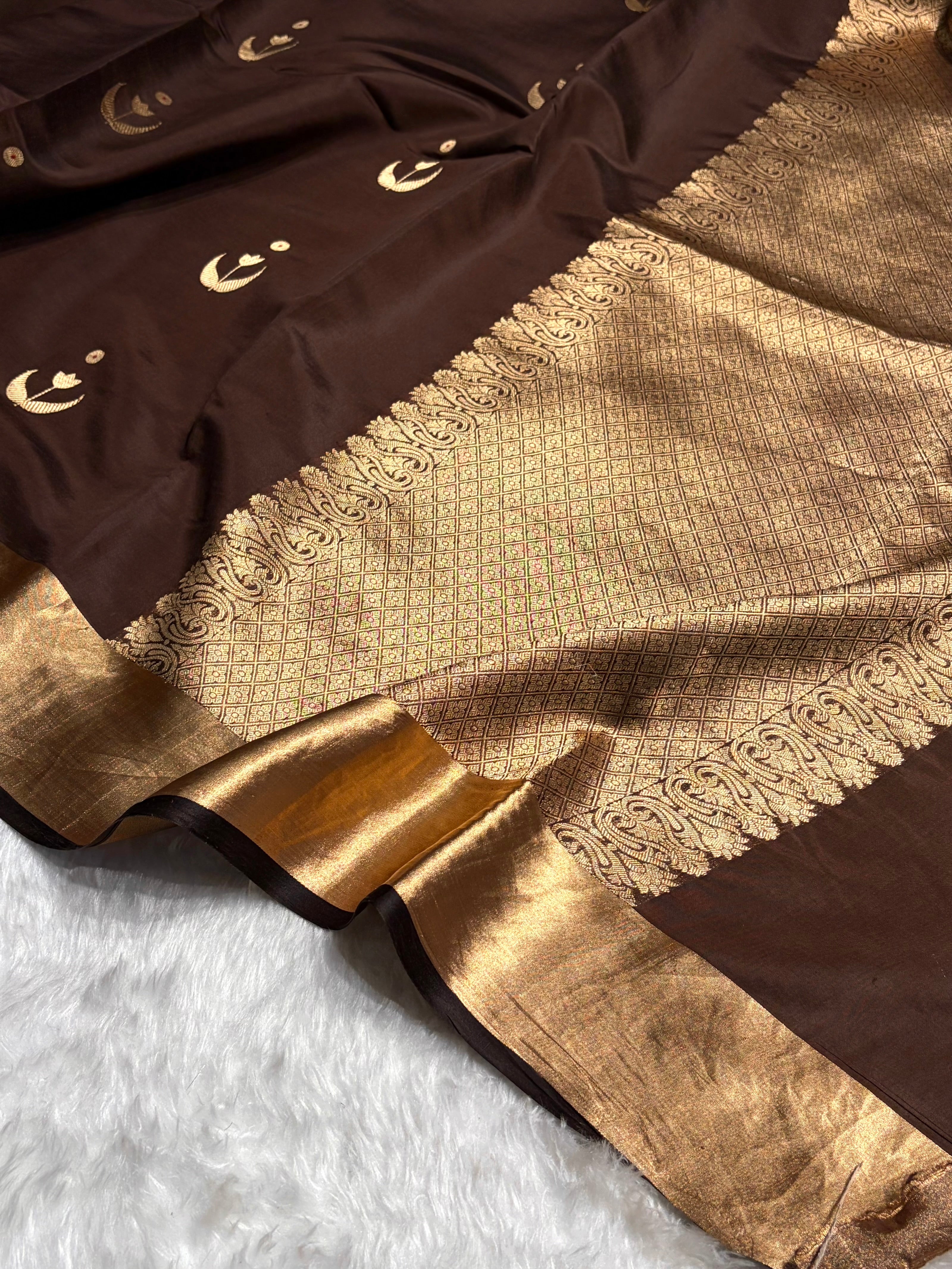 Chocolate Shades Handwoven Pure Raw Mango Silk RM-53