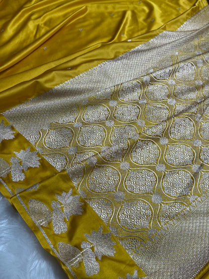 Mustard Floral Border Booti Mashru Silk Saree MS11