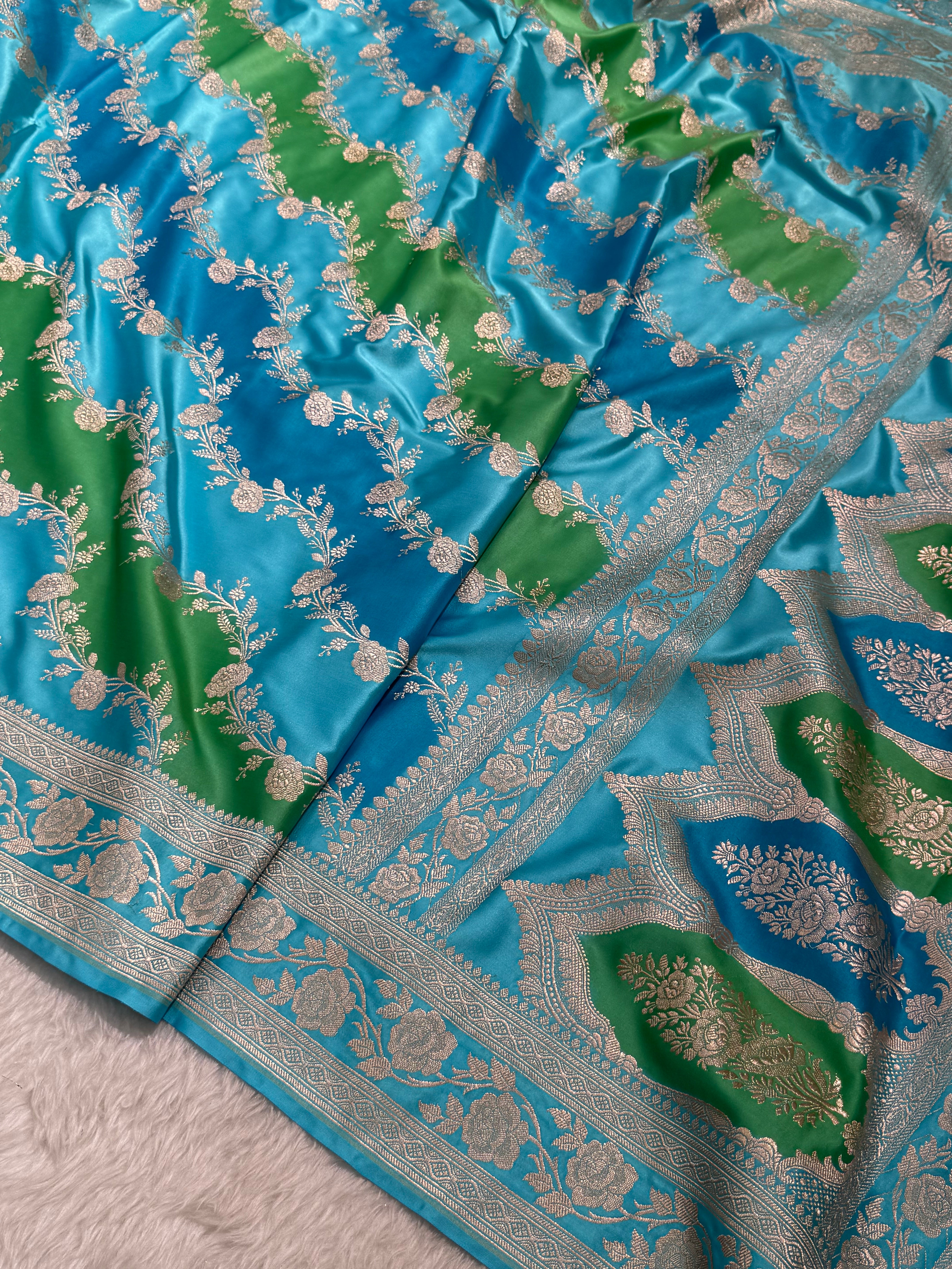 Blue Tone Rangkart Mashru Silk Saree