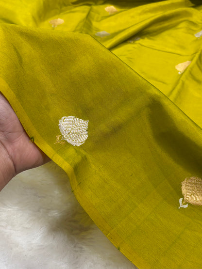 Banarasi Green Shades Boota Handwoven Pure Paper Silk RM-10