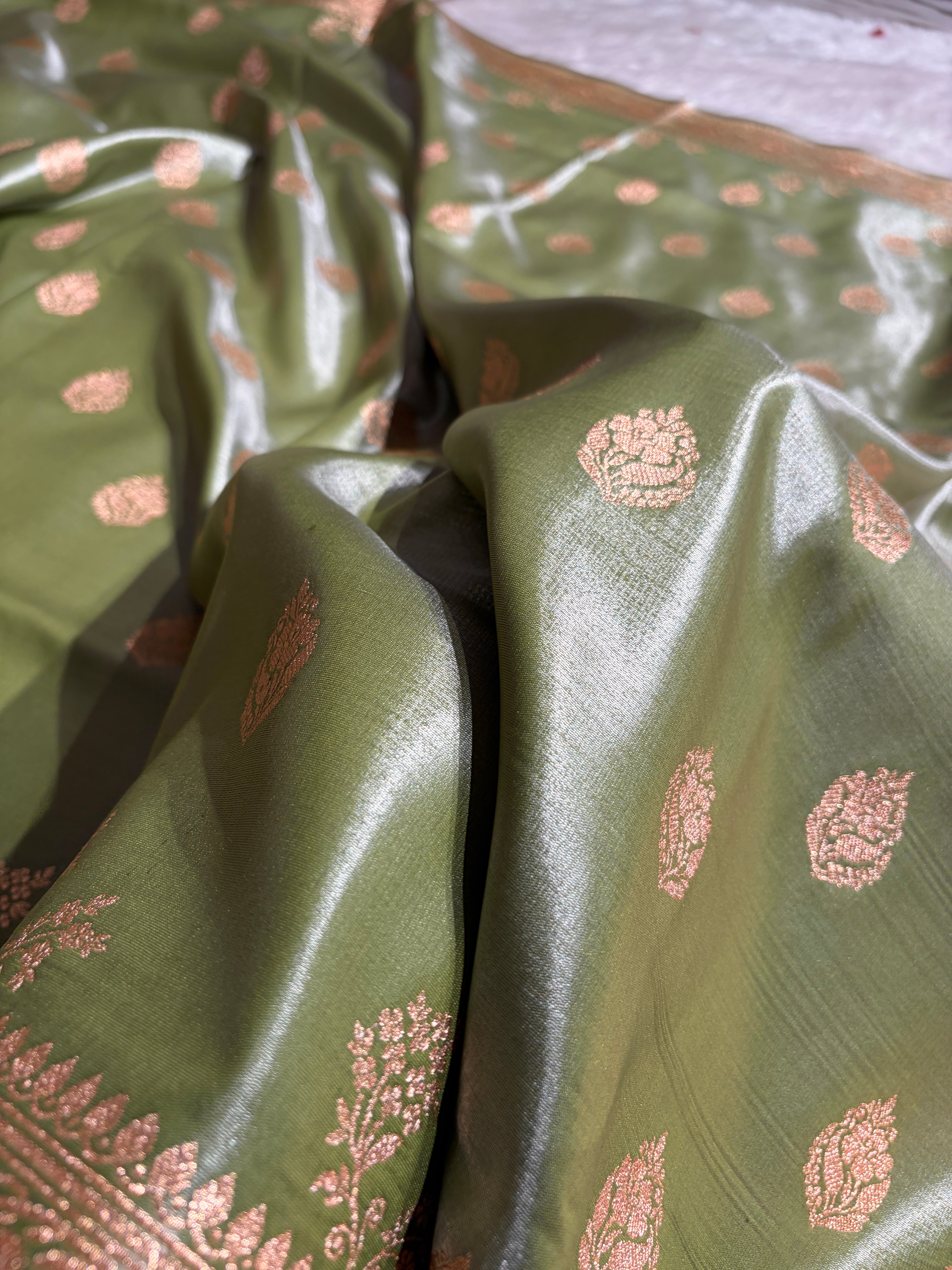 Satin Silk Booti in Pista Green SS20