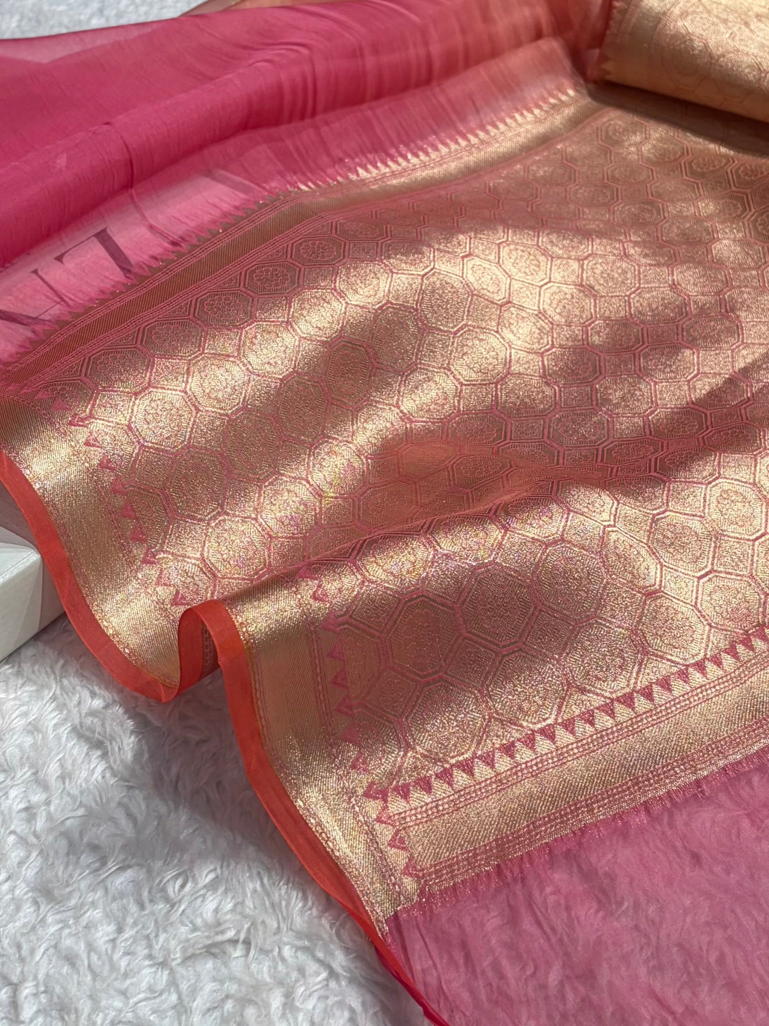 Ombre Rani Pure Organza  Banarasi Silk Saree PO-01