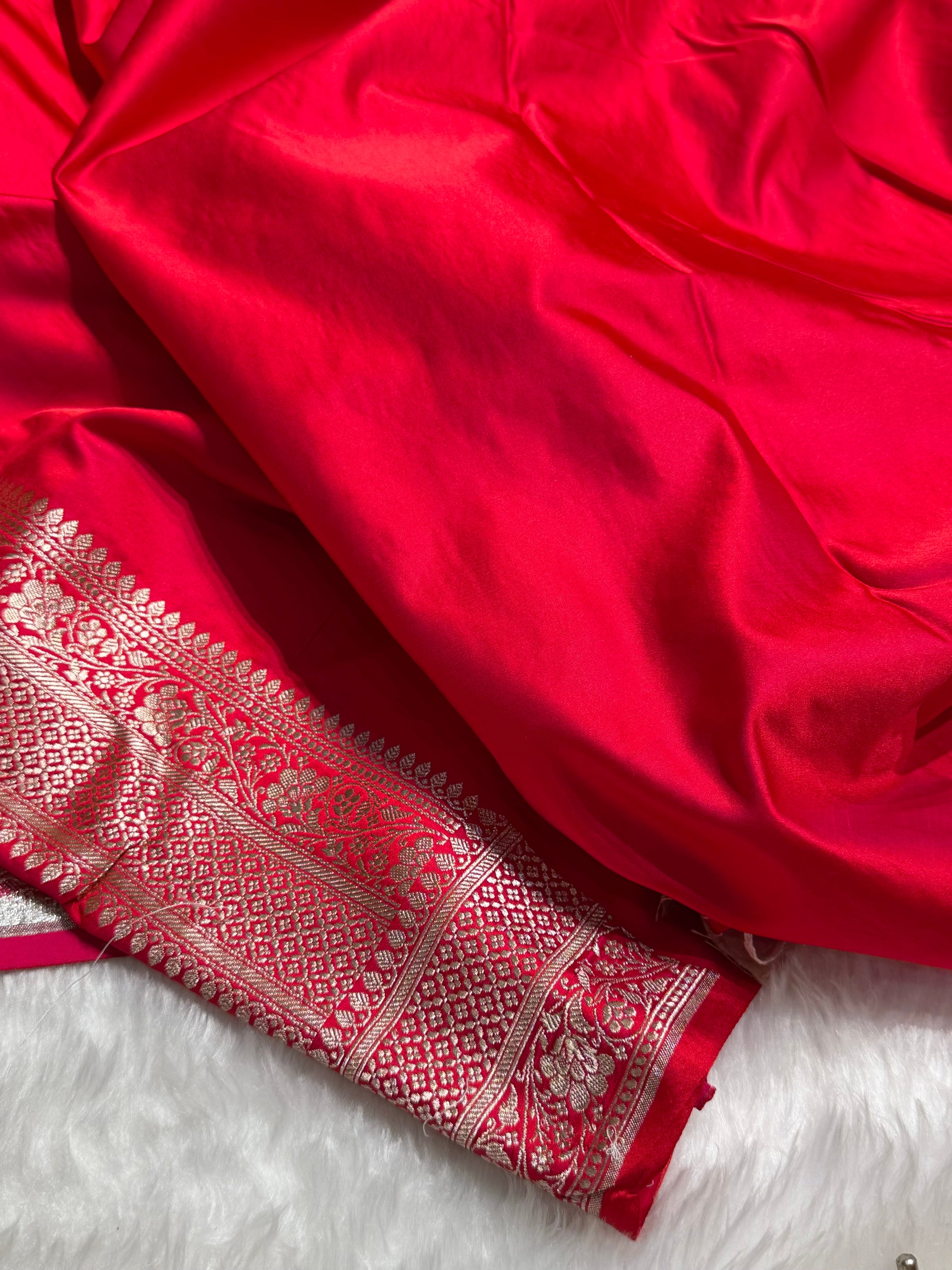 Premium Banarasi Satin Katan Saree With Minakari Boota in Red Shades SK93