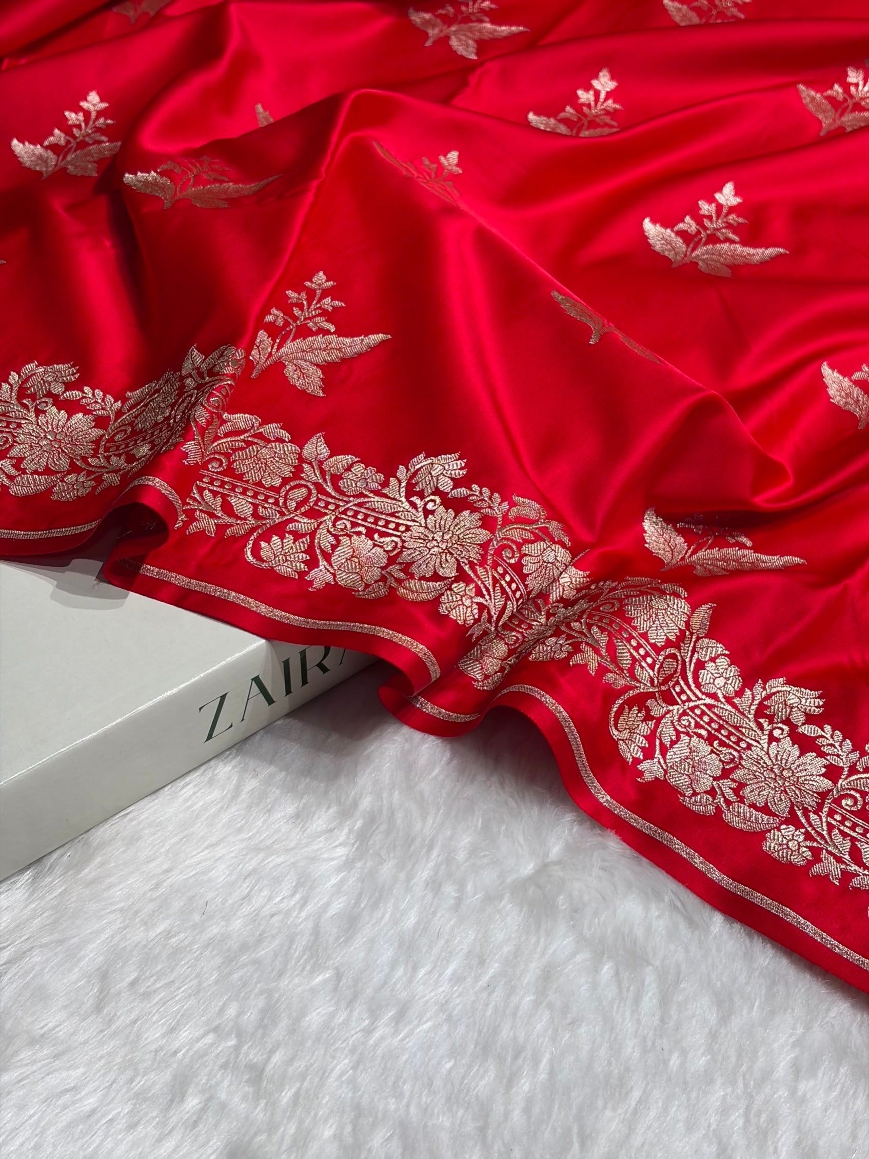 Red Shades Floral Boota Mashru Silk Saree MSM-67