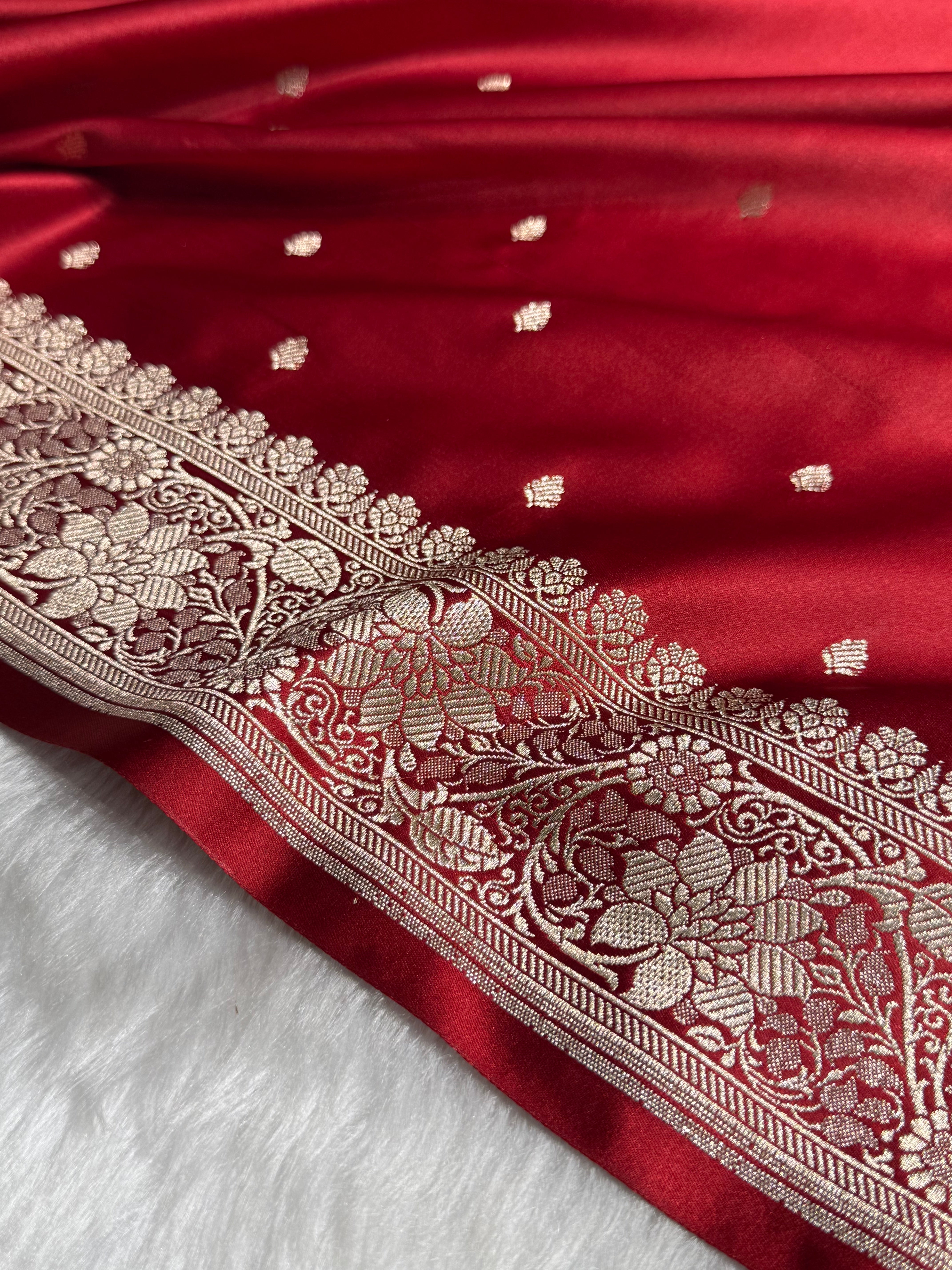 Premium Maroon Shades Floral Border Mashru Silk Saree