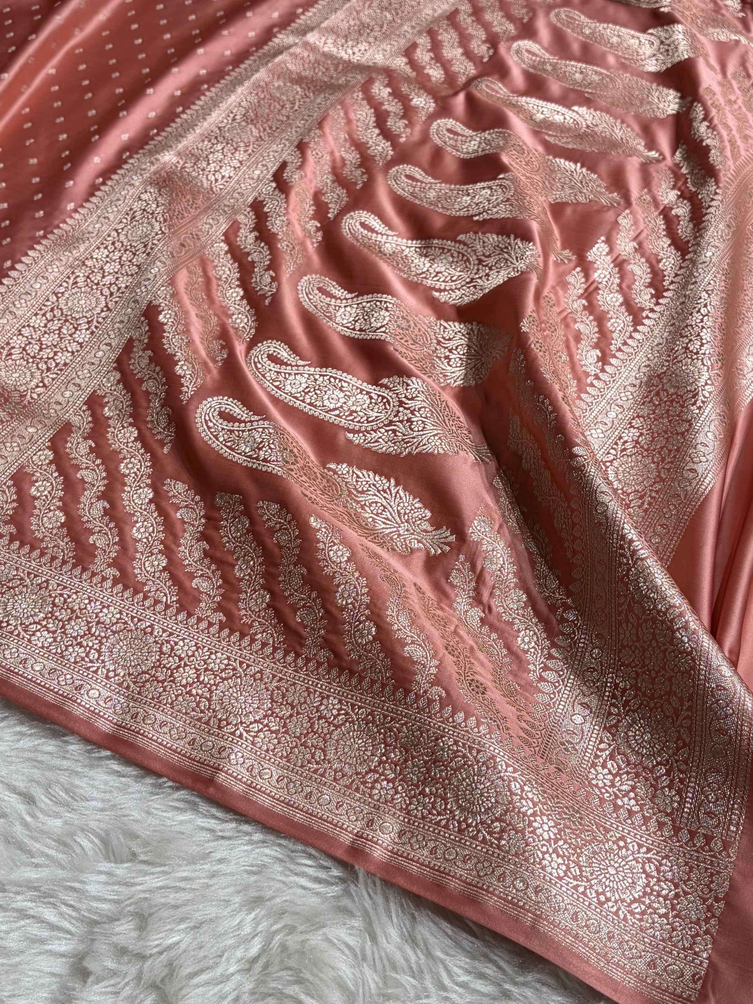Peach Shades Banarasi With Floral Booti Pattern Mashru Silk Saree MSM-133