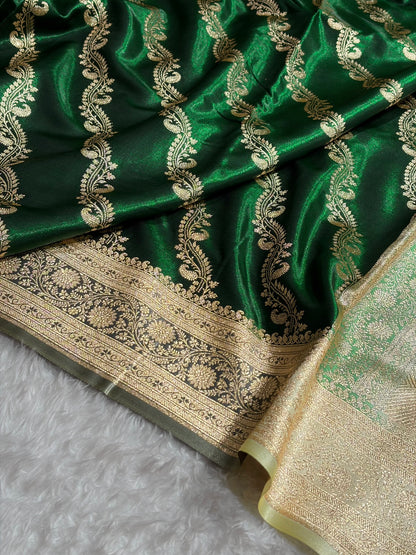 Bottle Green Contrast Cream Shades Cross Pattern Banarasi Satin Silk Saree SS39