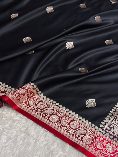 Contrast Banarasi Satin Katan Saree Booti Pattern in Dark Navy / Red Shades SK140