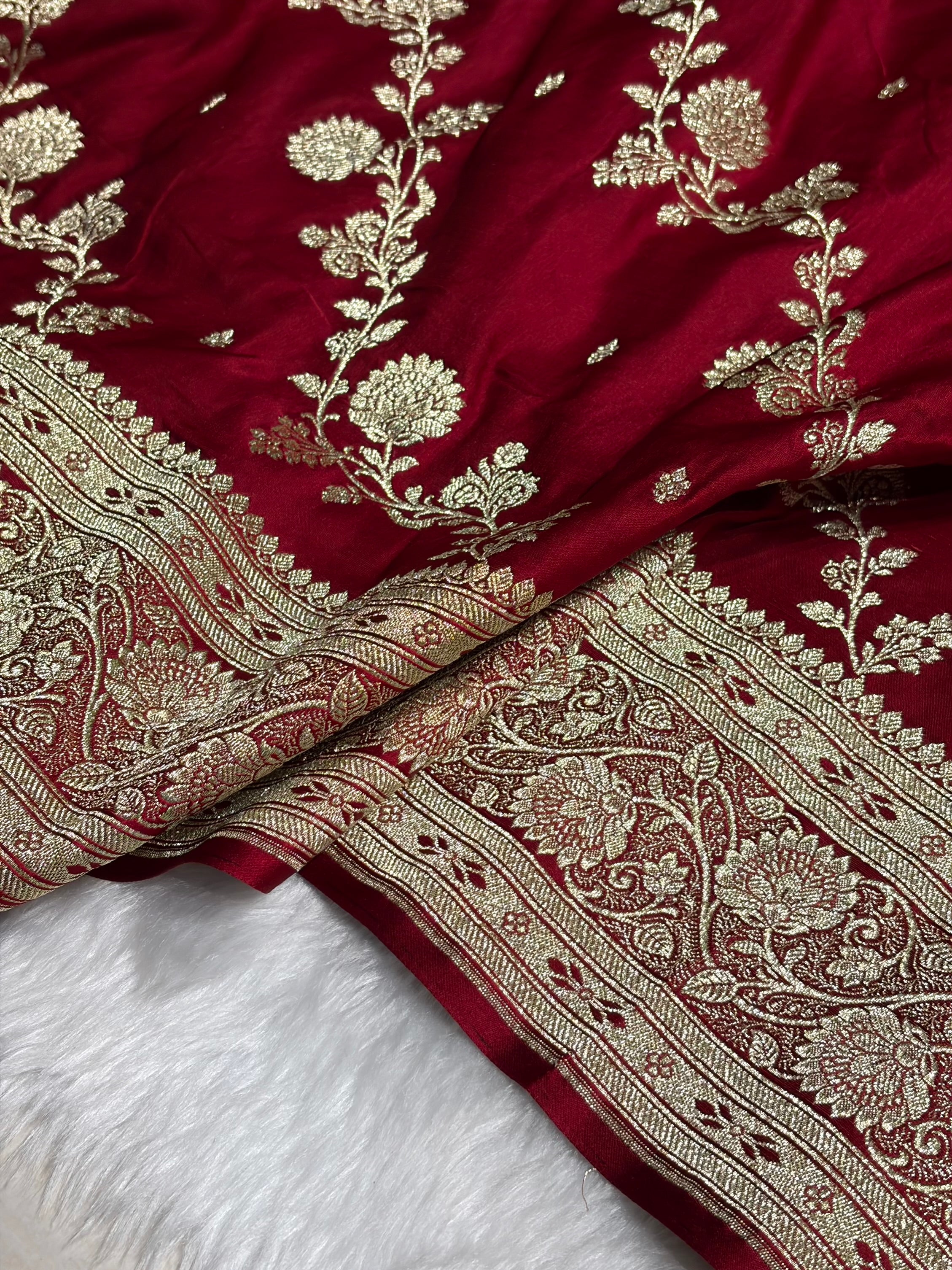 Maroon Katan Silk Saree In Cross Floral Motif