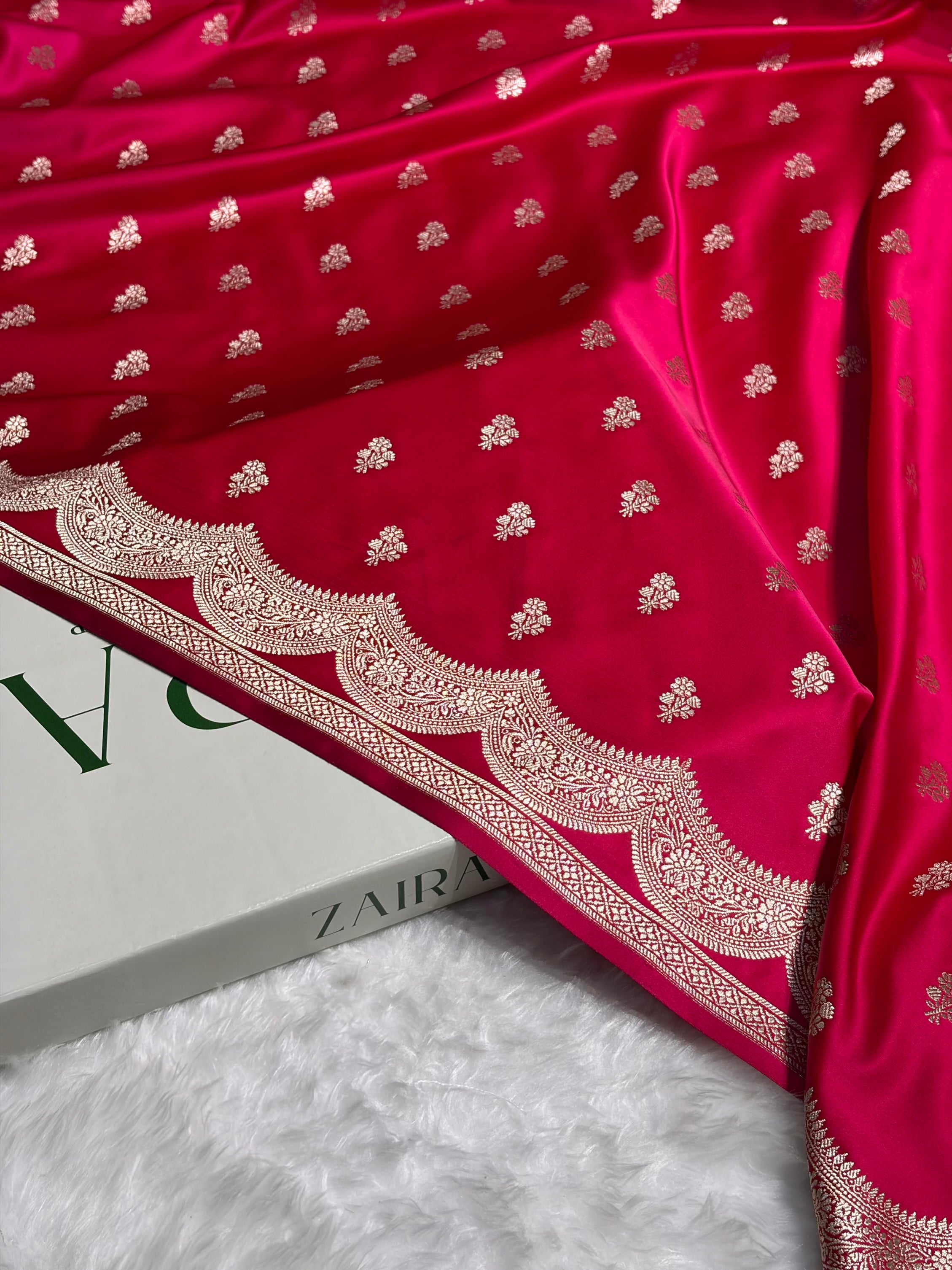 Pink Scallop Booti Mashru Silk Banarasi Saree MSM-35