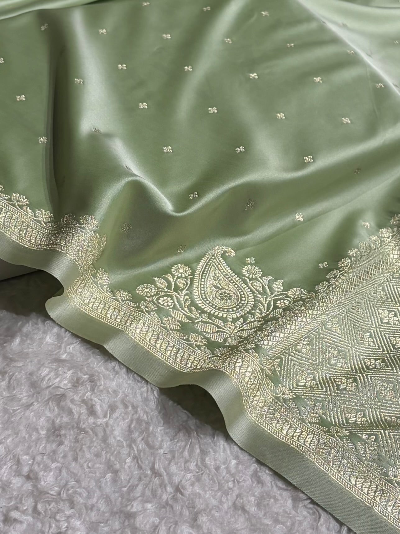 Light Pista Shades Banarasi Boota Pattern Floral Mashru Silk Saree MSM-119