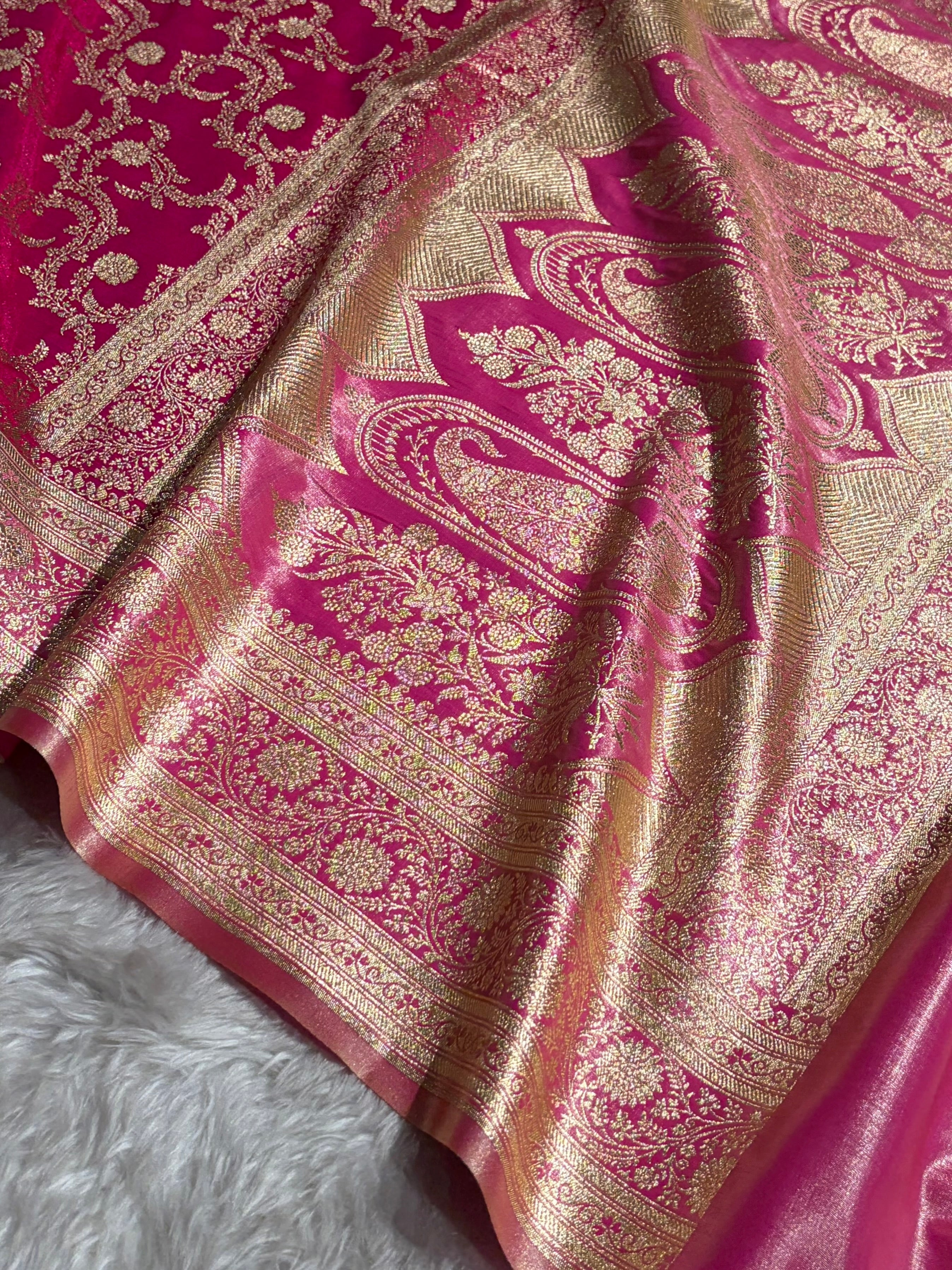 Pink Contrast Shades Jaal Pattern Banarasi Satin Silk Saree SS47