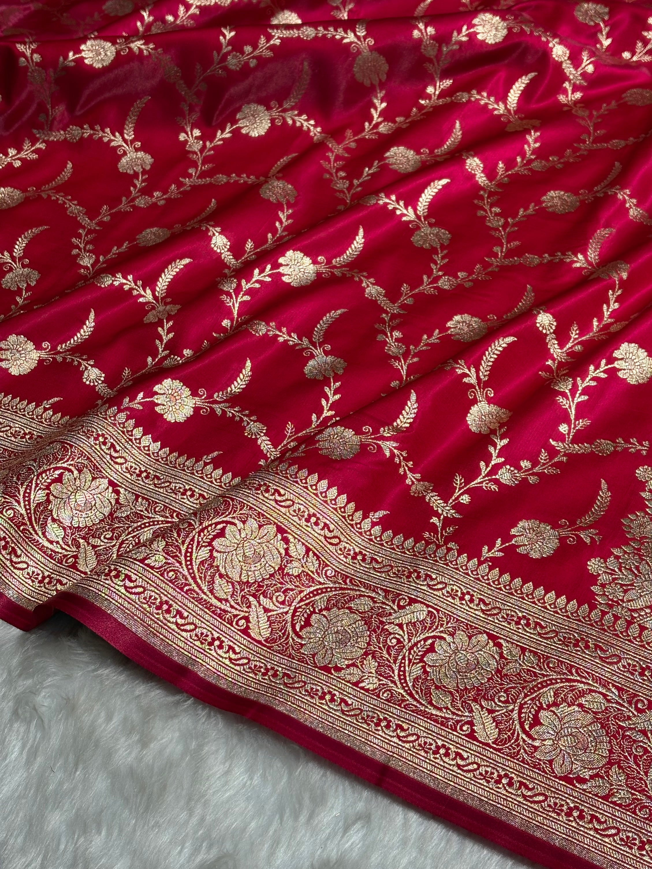 Reddish Pink Shades Banarasi Satin Silk Saree SS34