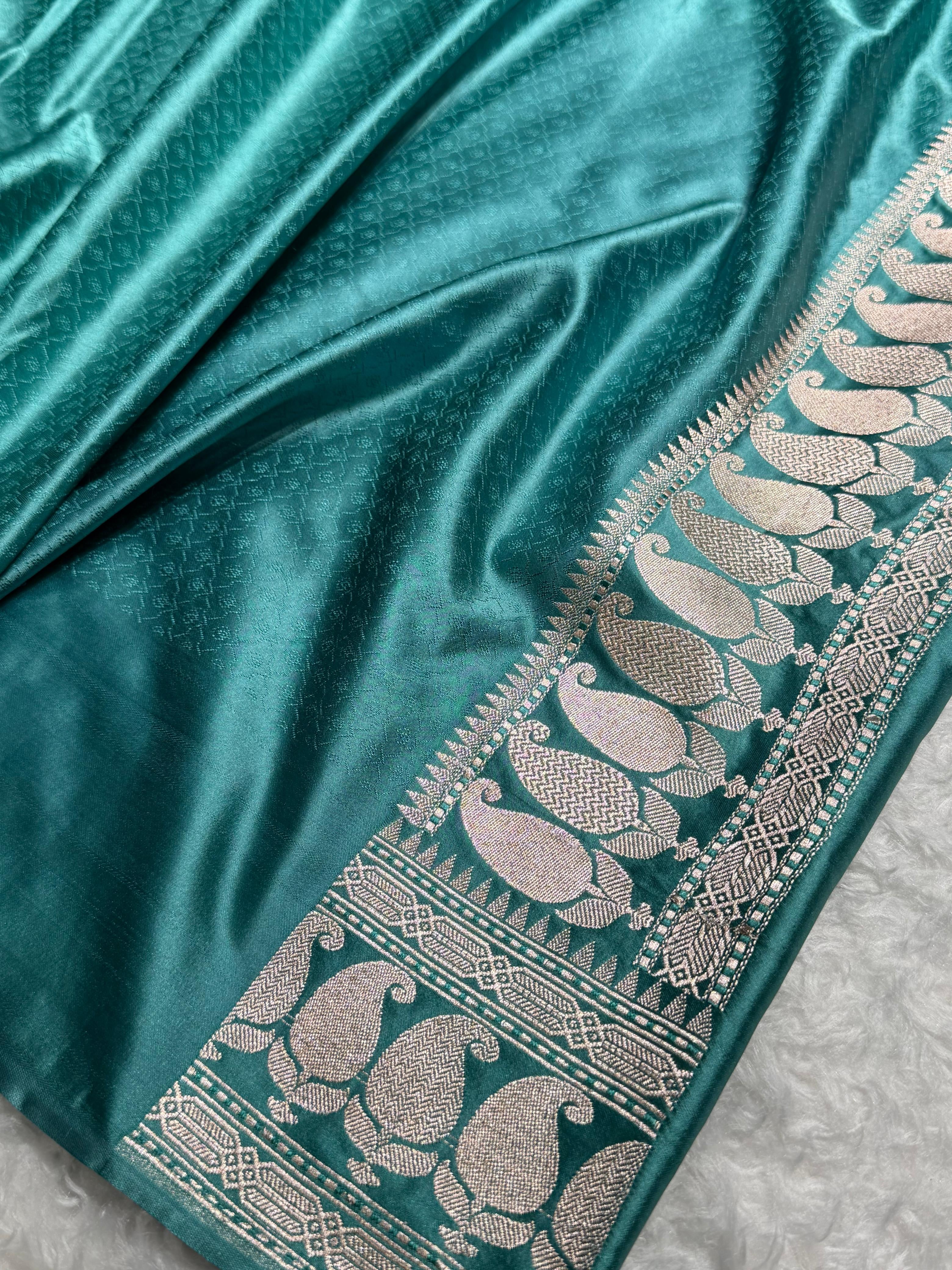 Banarasi Floral Booti Pattern in Rama Shades Floral Mashru Silk Saree MCS102