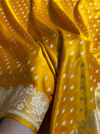 Mustard Shade With Booti Pattern Mashru Silk Saree