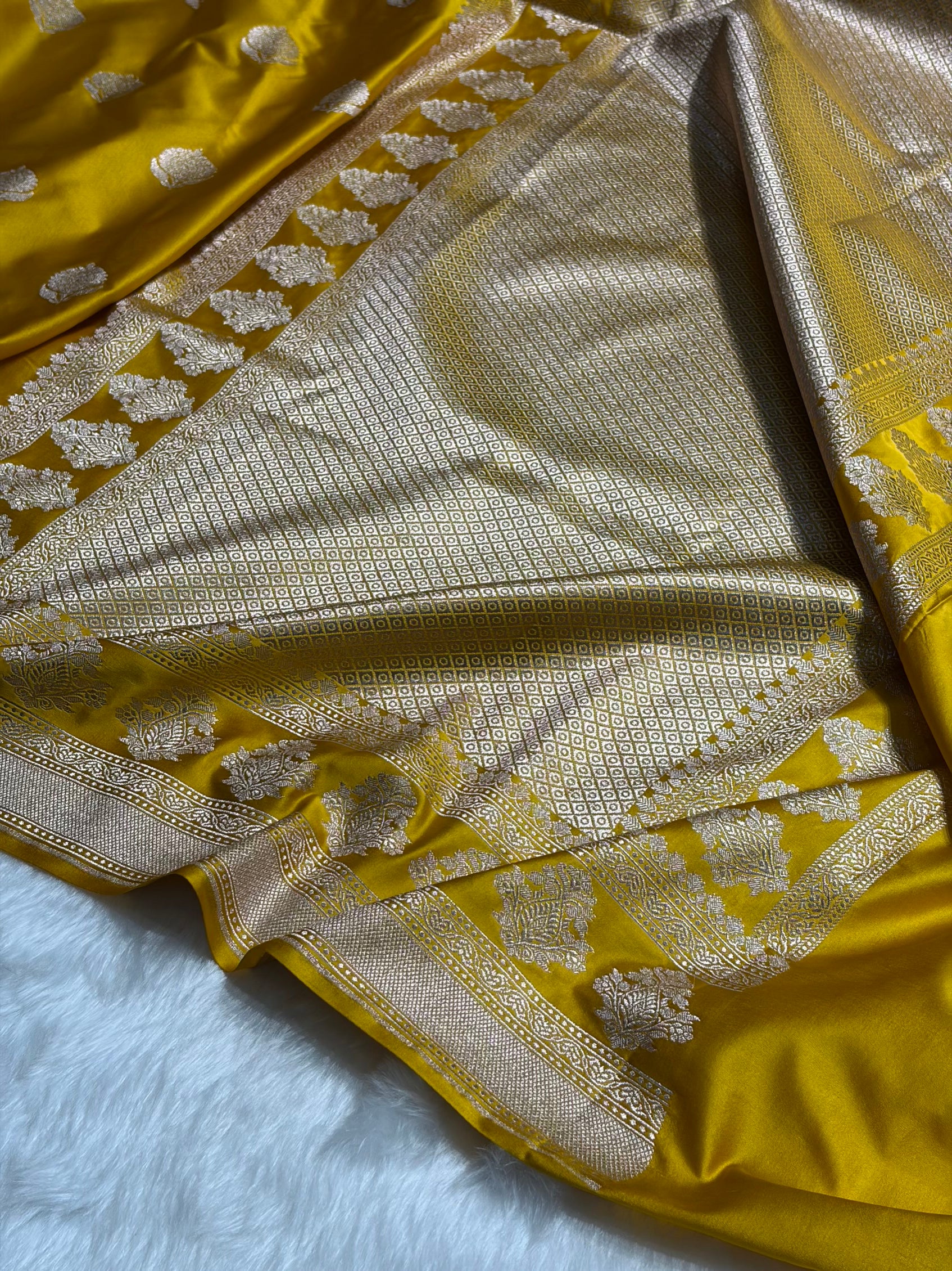 Mustard Gold Boota Motif Mashru Silk Saree MS43