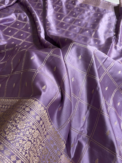 Lavender Shades Banarasi With Floral Border Mashru Silk Saree MSM-124