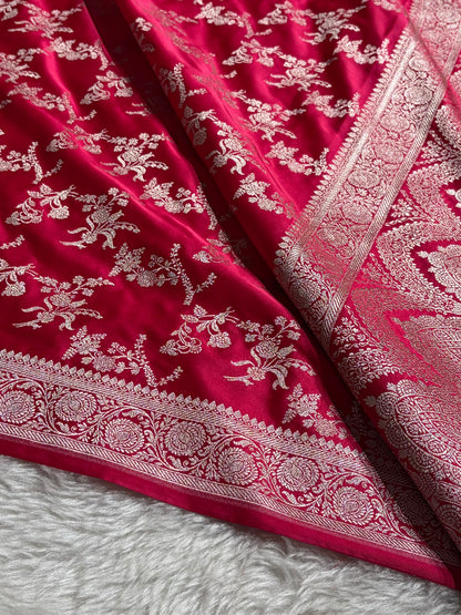 Banarasi Floral Jaal Pattern in Rani Shades Floral Mashru Silk Saree MCS98