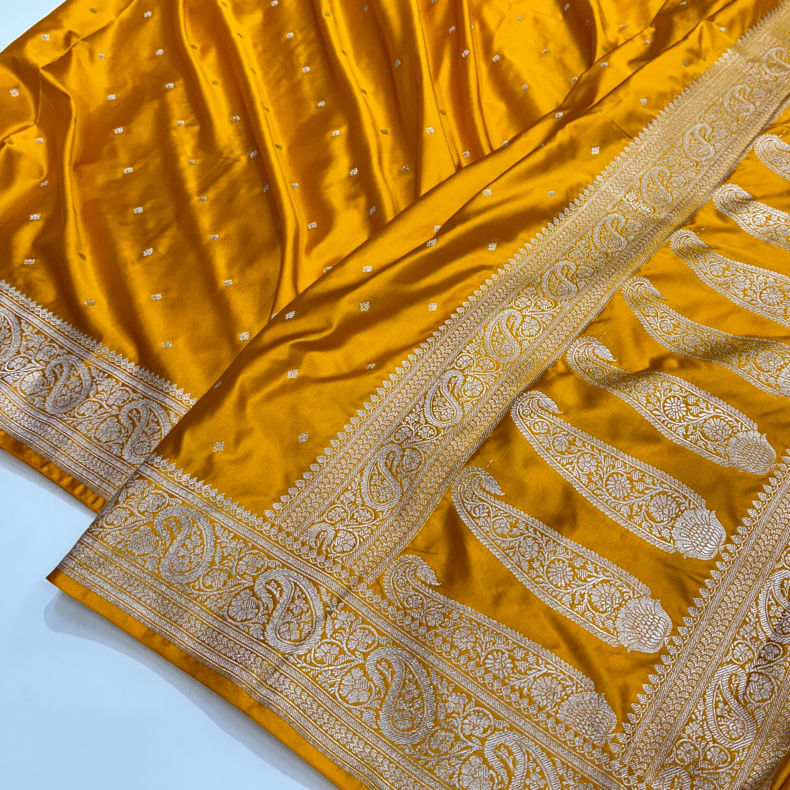 Beautiful Rusty Gold Booti Mashru Silk Saree