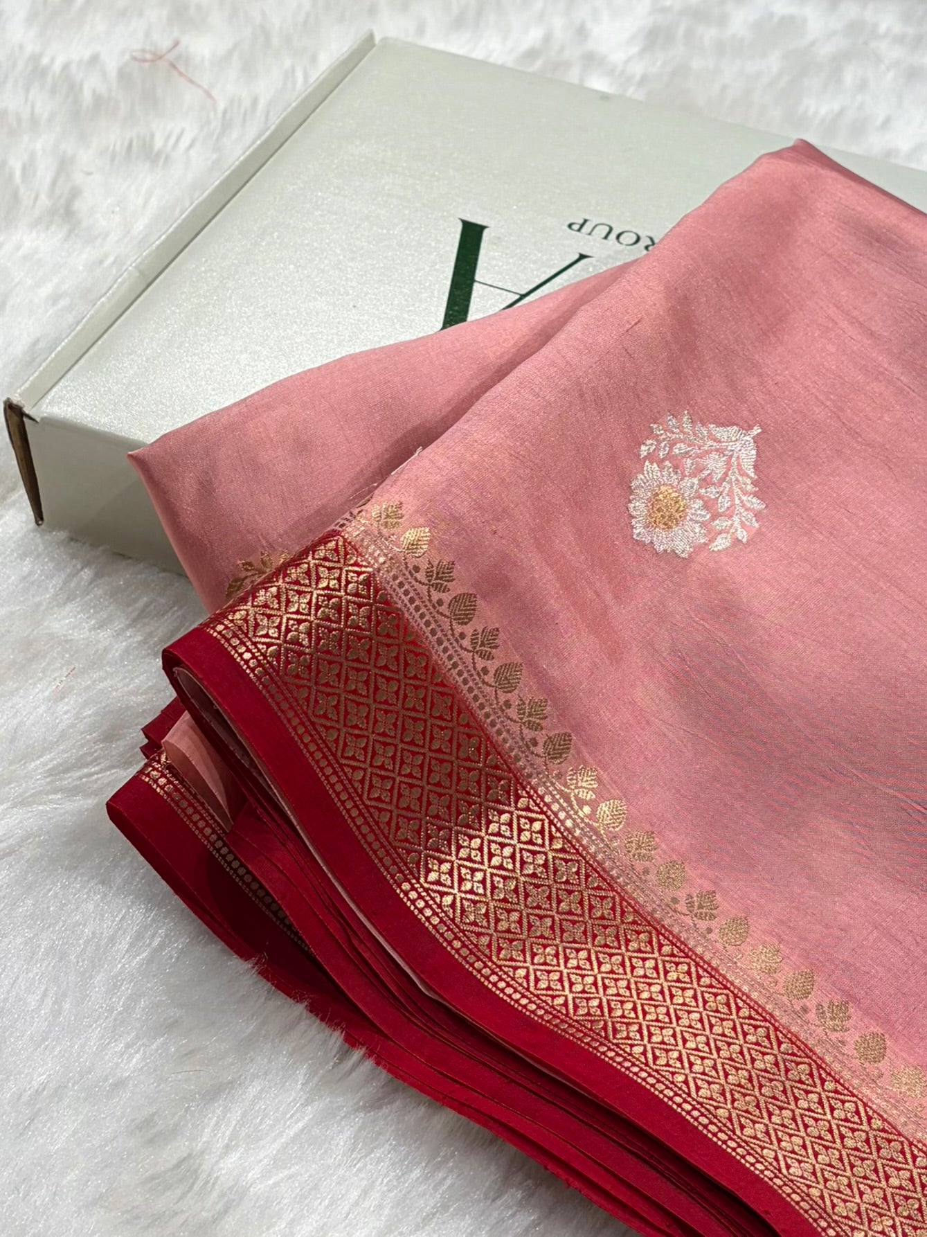 Banarasi Peach With Contrast Maroon Border & Meenakari Boota Handwoven Pure Katan Paper Silk RM-74