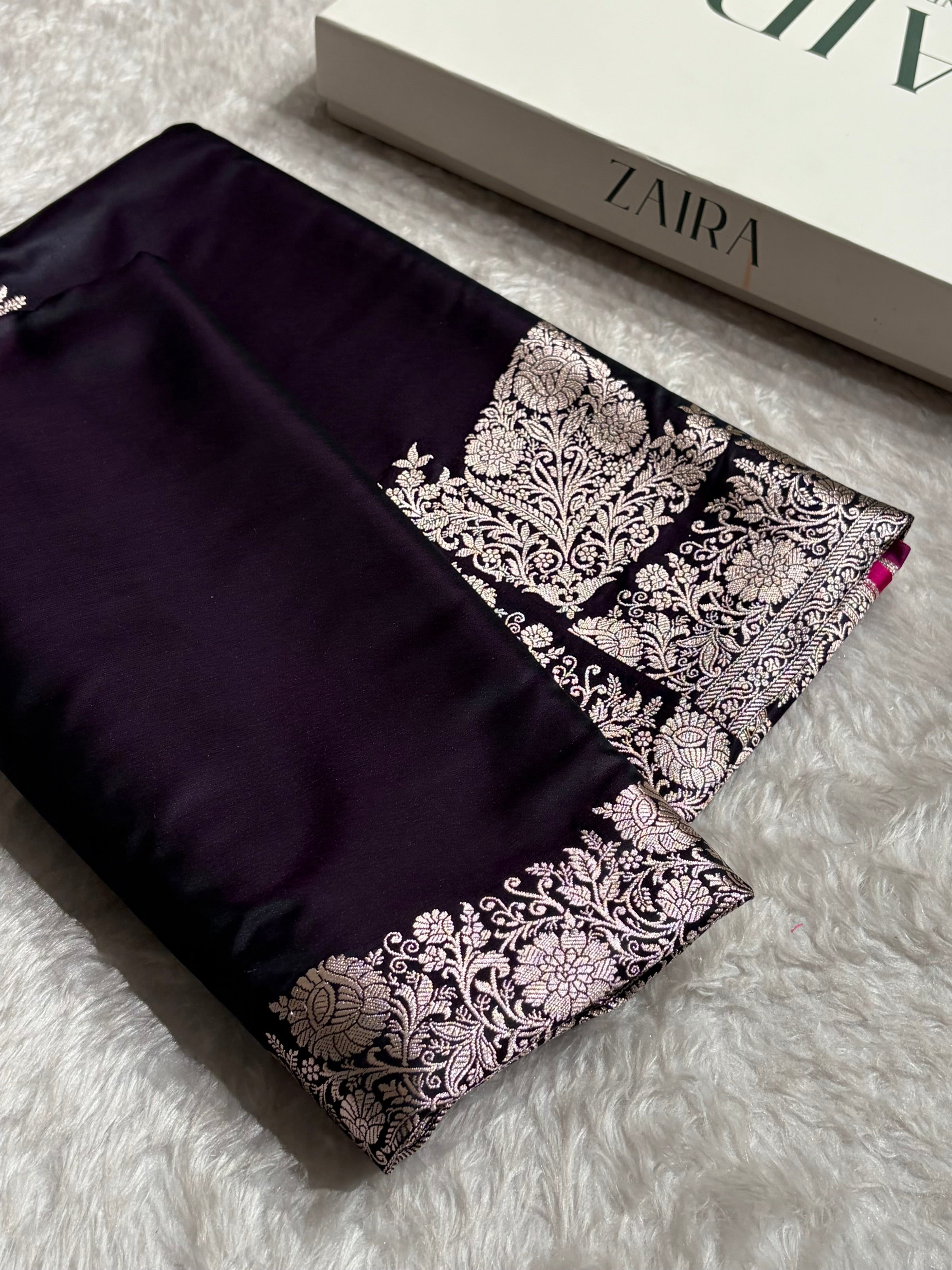 Cross Wine Shade With Booti Pattern Mashru Silk Saree