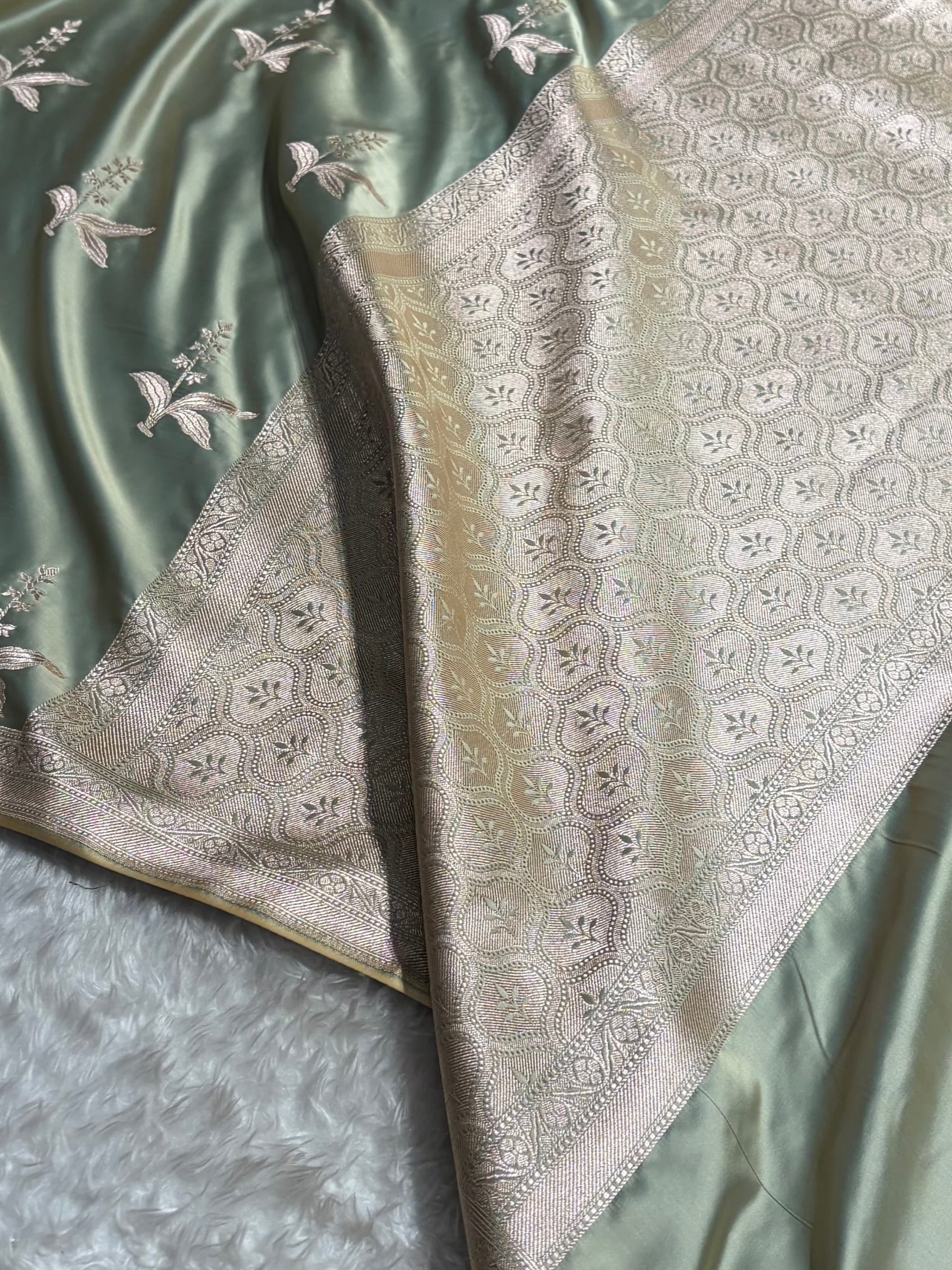 Pastel Pista Floral Motif Mashru Silk Saree MSM-04