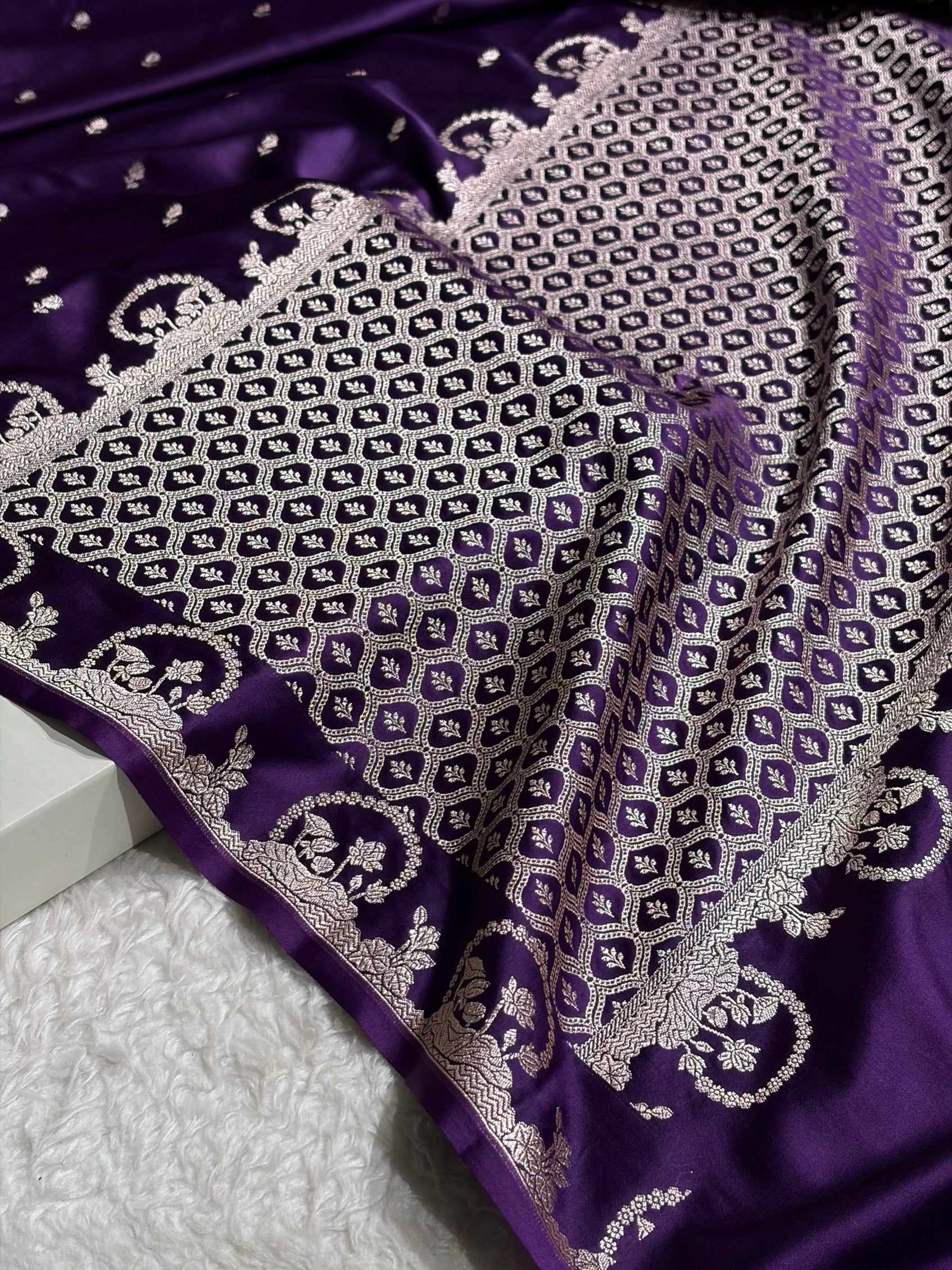 Banarasi Purple Shades With Floral Mashru Silk Saree MS91