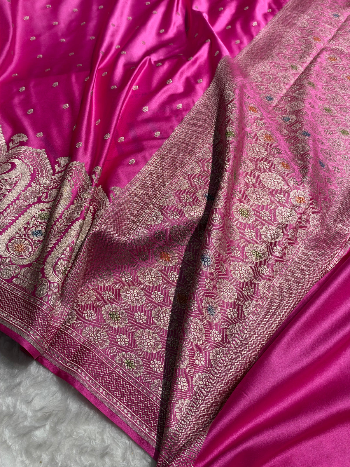 Banarasi Skirt Border Pattern in Fuchsia Pink Shades Floral Mashru Silk Saree MCS95