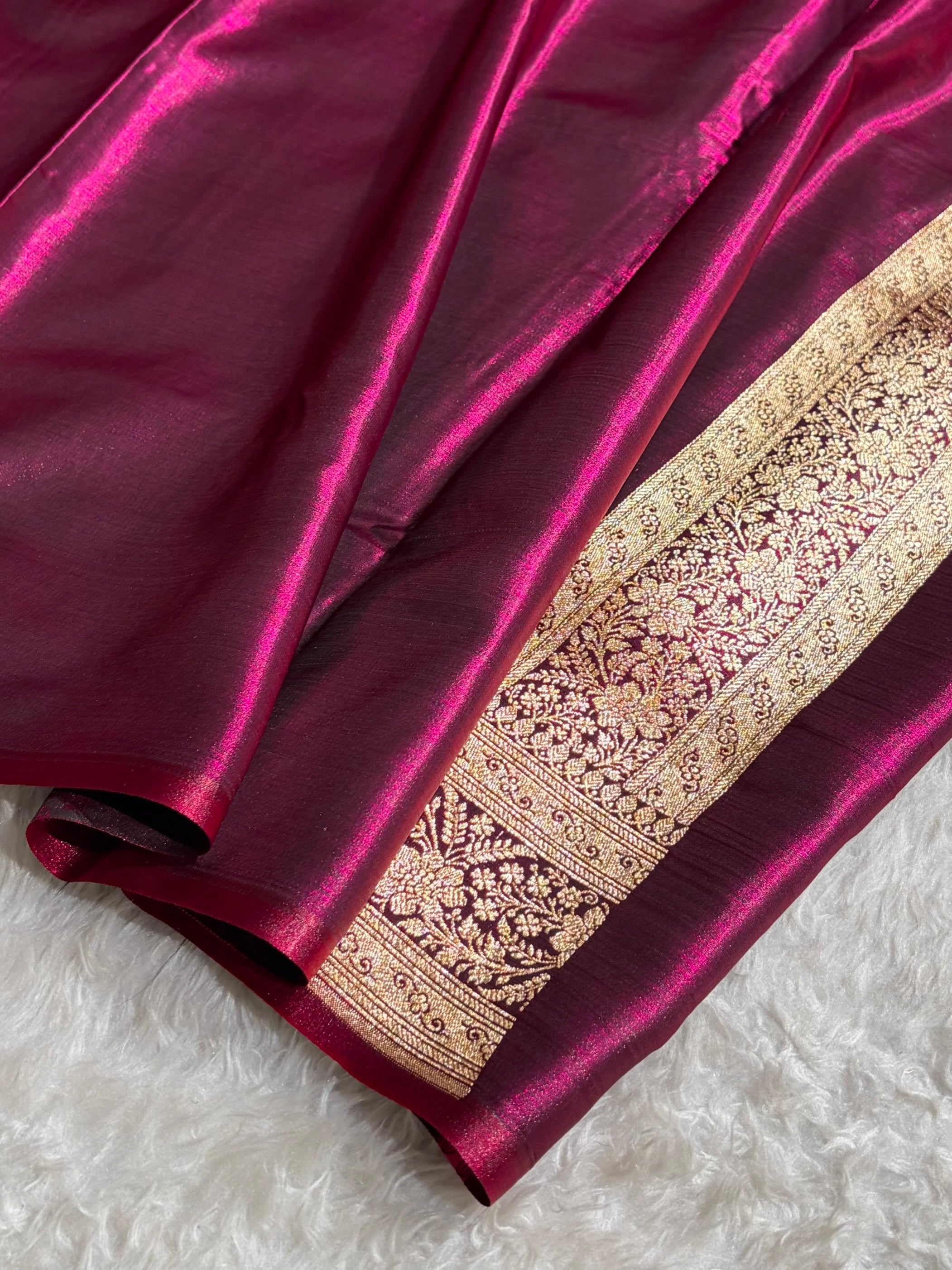 Wine Shades Cross Pattern Banarasi Satin Silk Saree SS50
