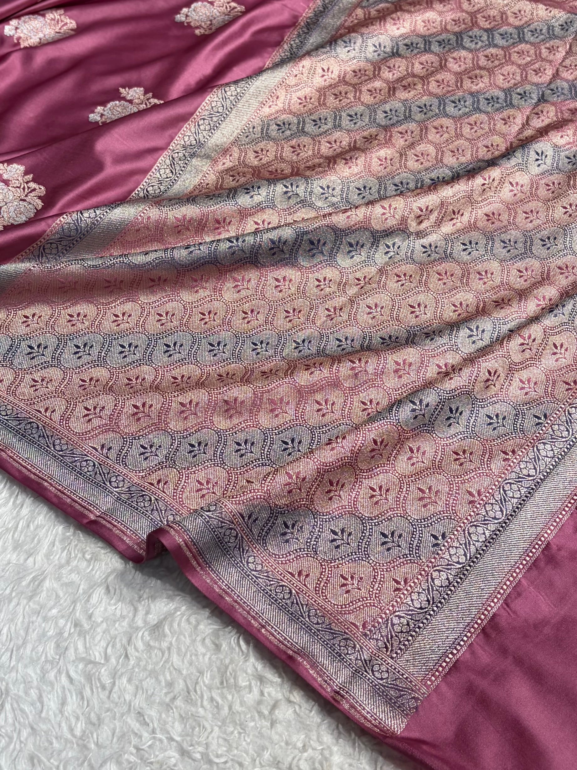 Mauve Pink Sona Rupa Floral Motif Mashru Silk Saree MCS50