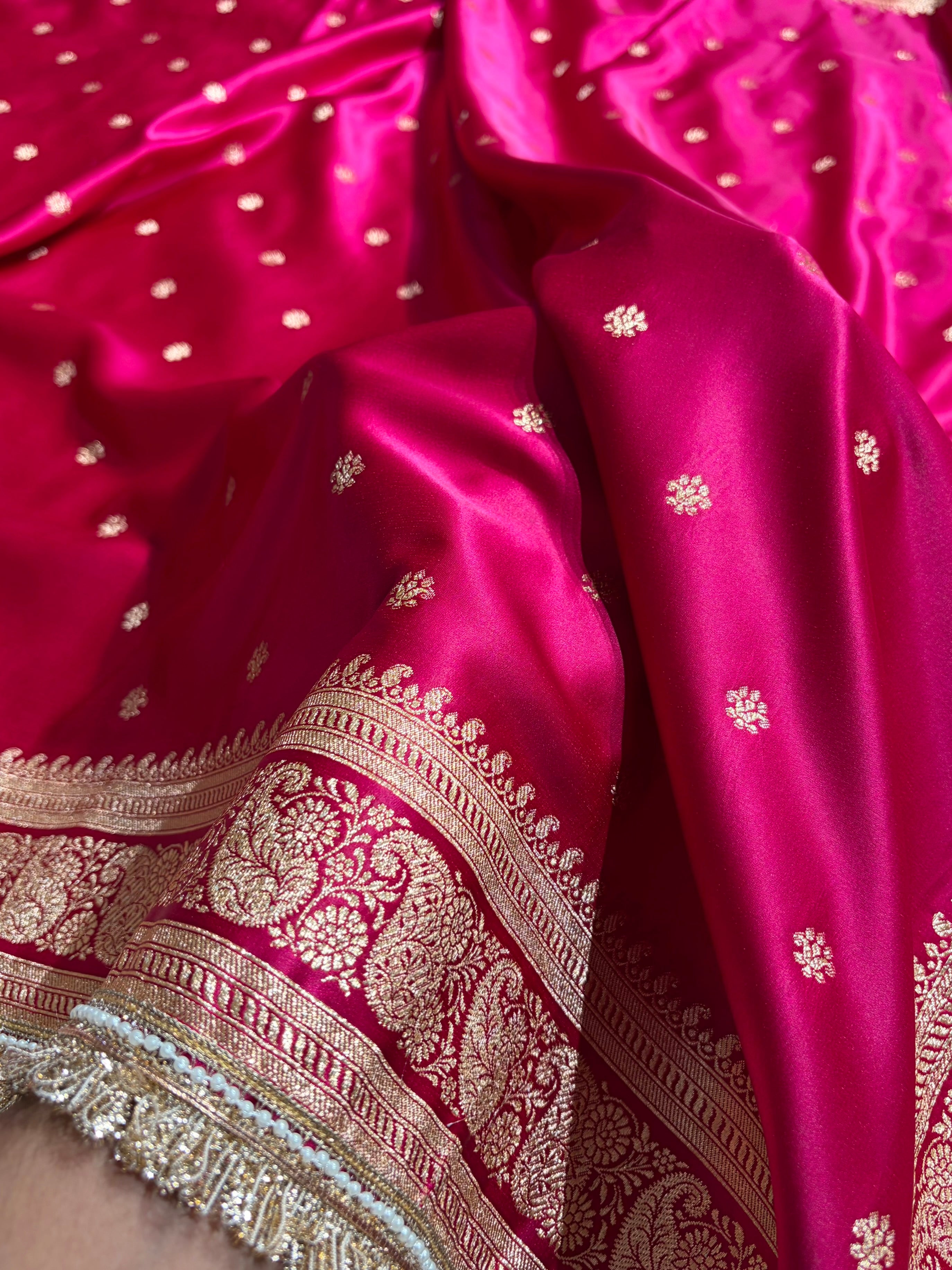 Banarasi Satin Katan Saree With Gotta Patti Boota Pattern in Cross Rani Shades SKGP127