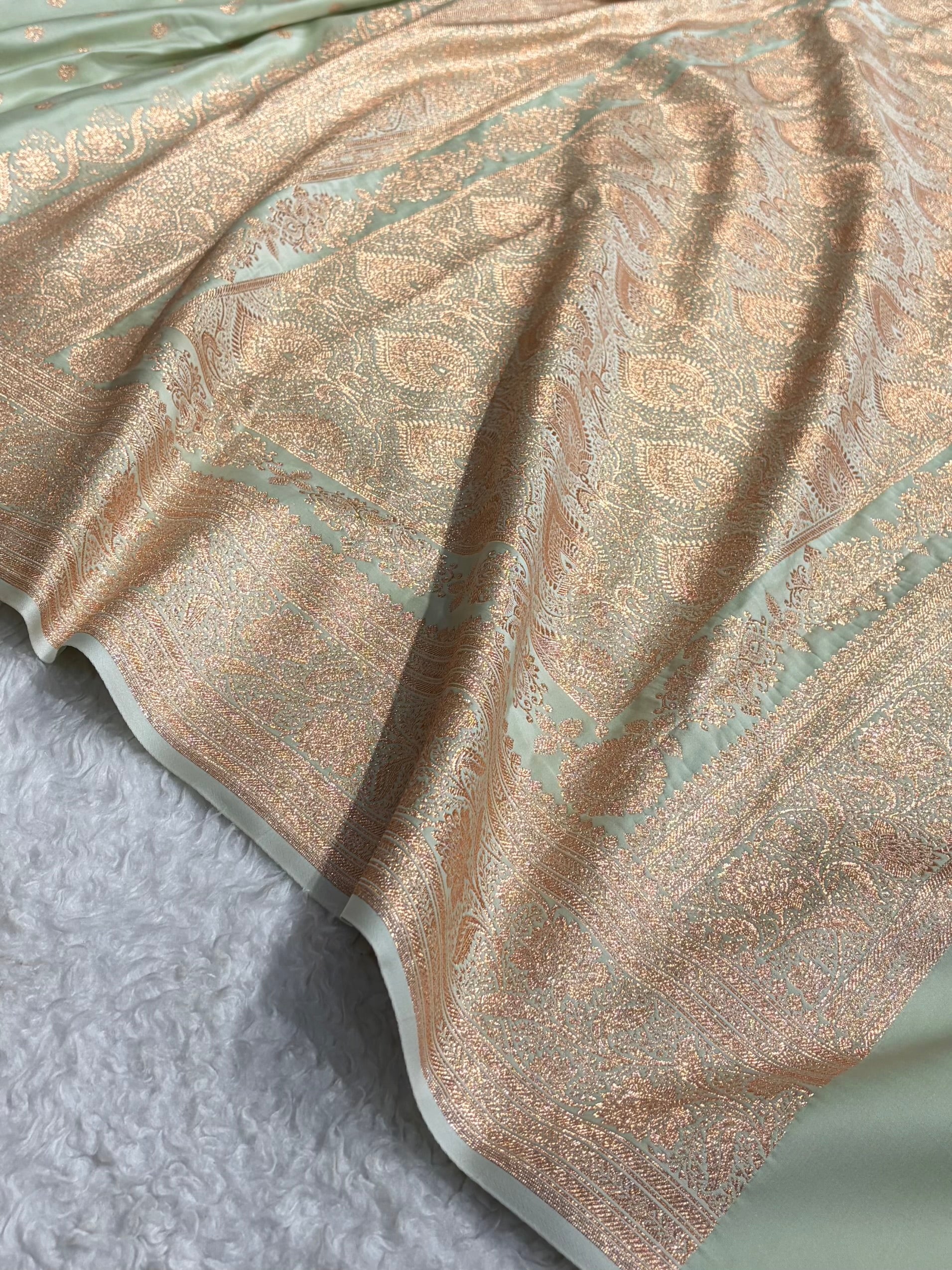 Banarasi Katan Silk Saree In Light Pista Shades SK08