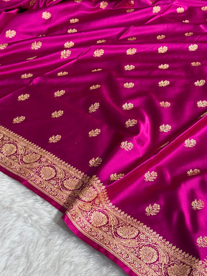 Banarasi Cross Magenta Floral Boota Pattern Satin Katan Silk Saree SK71