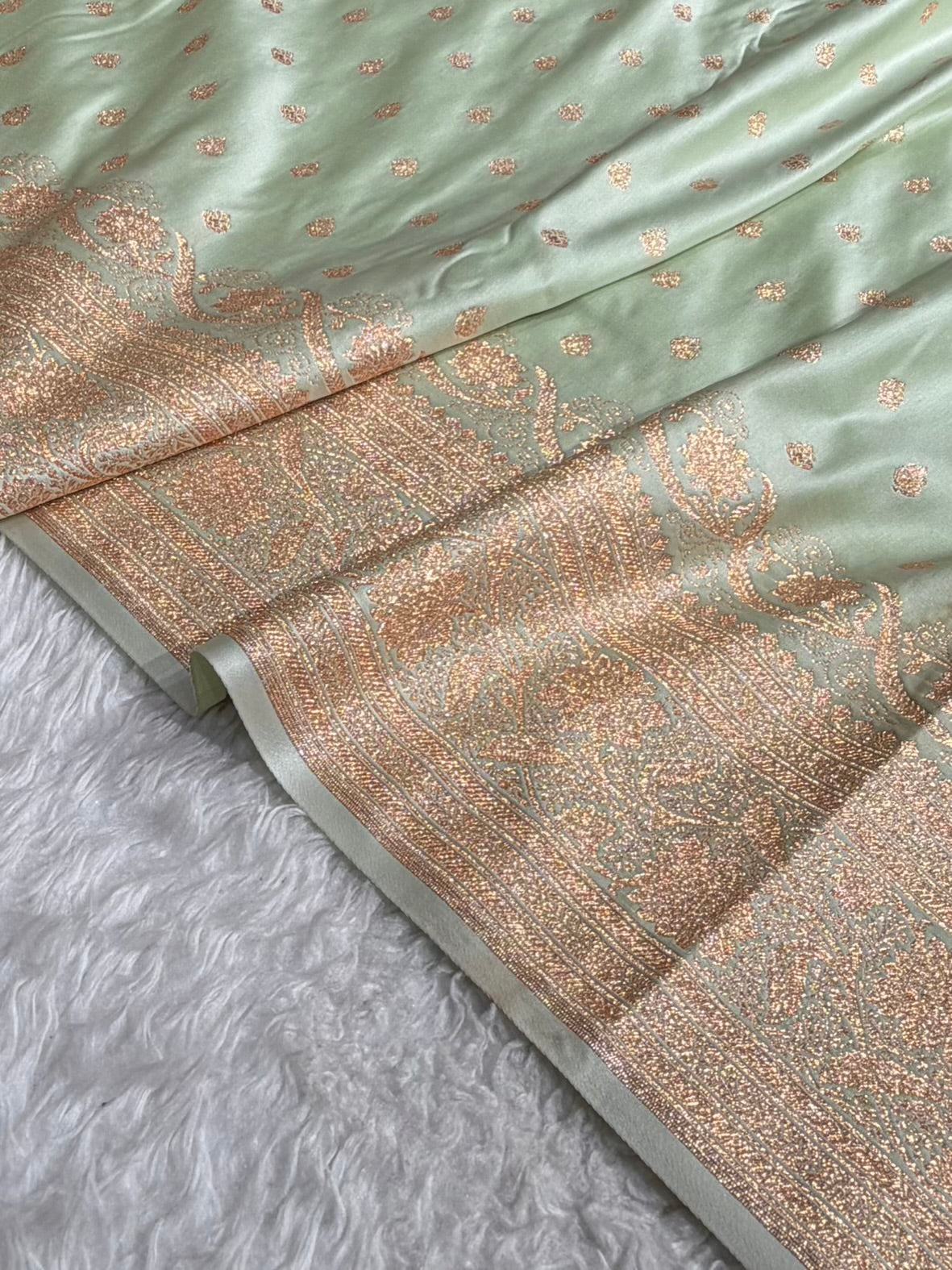 Banarasi Katan Silk Saree In Light Pista Shades SK08